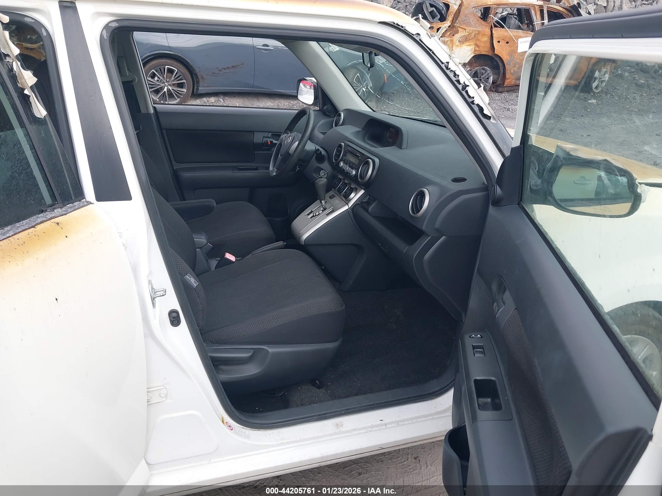 SCION XB image 5