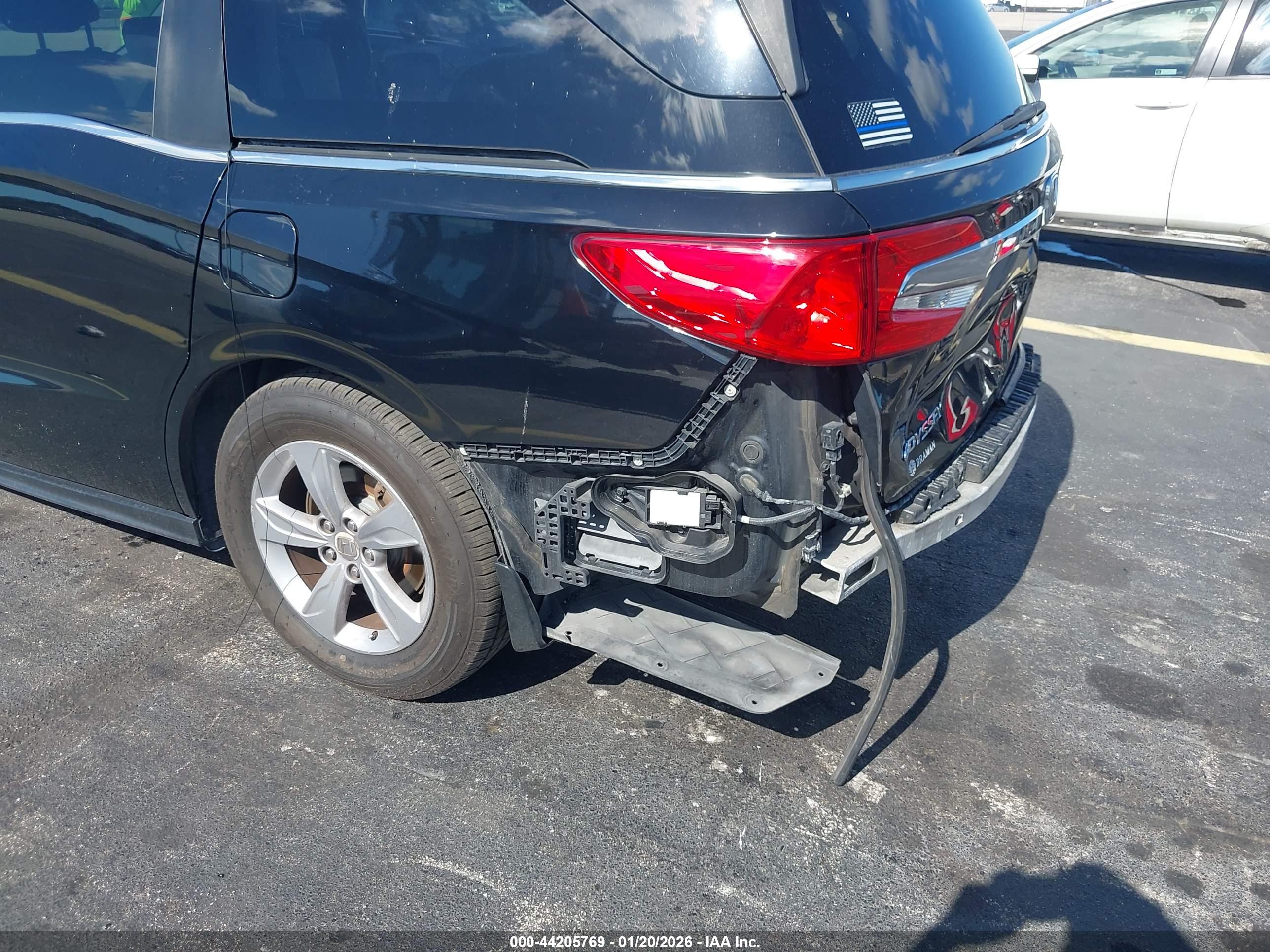 HONDA ODYSSEY image 6