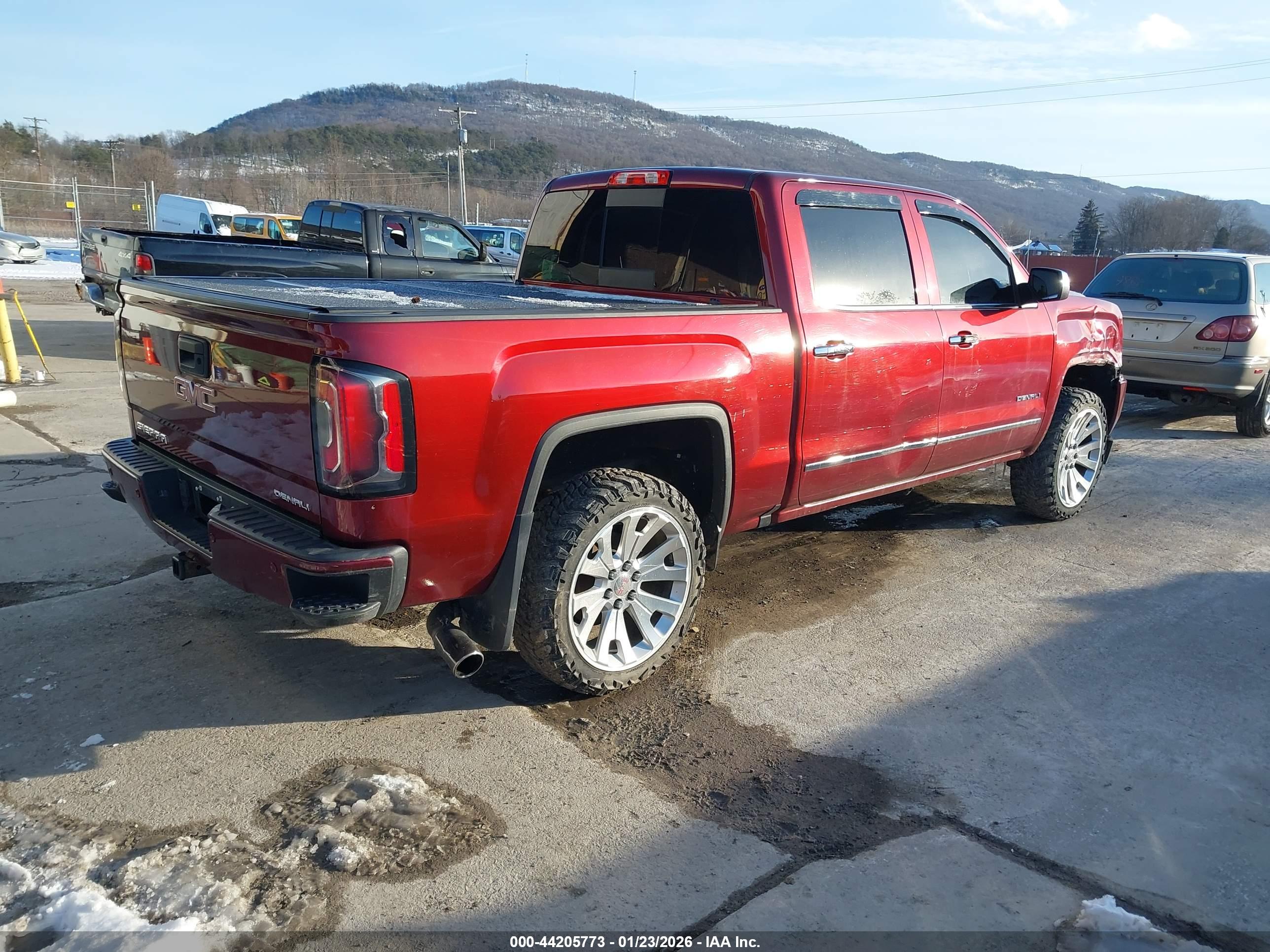 GMC SIERRA image 4
