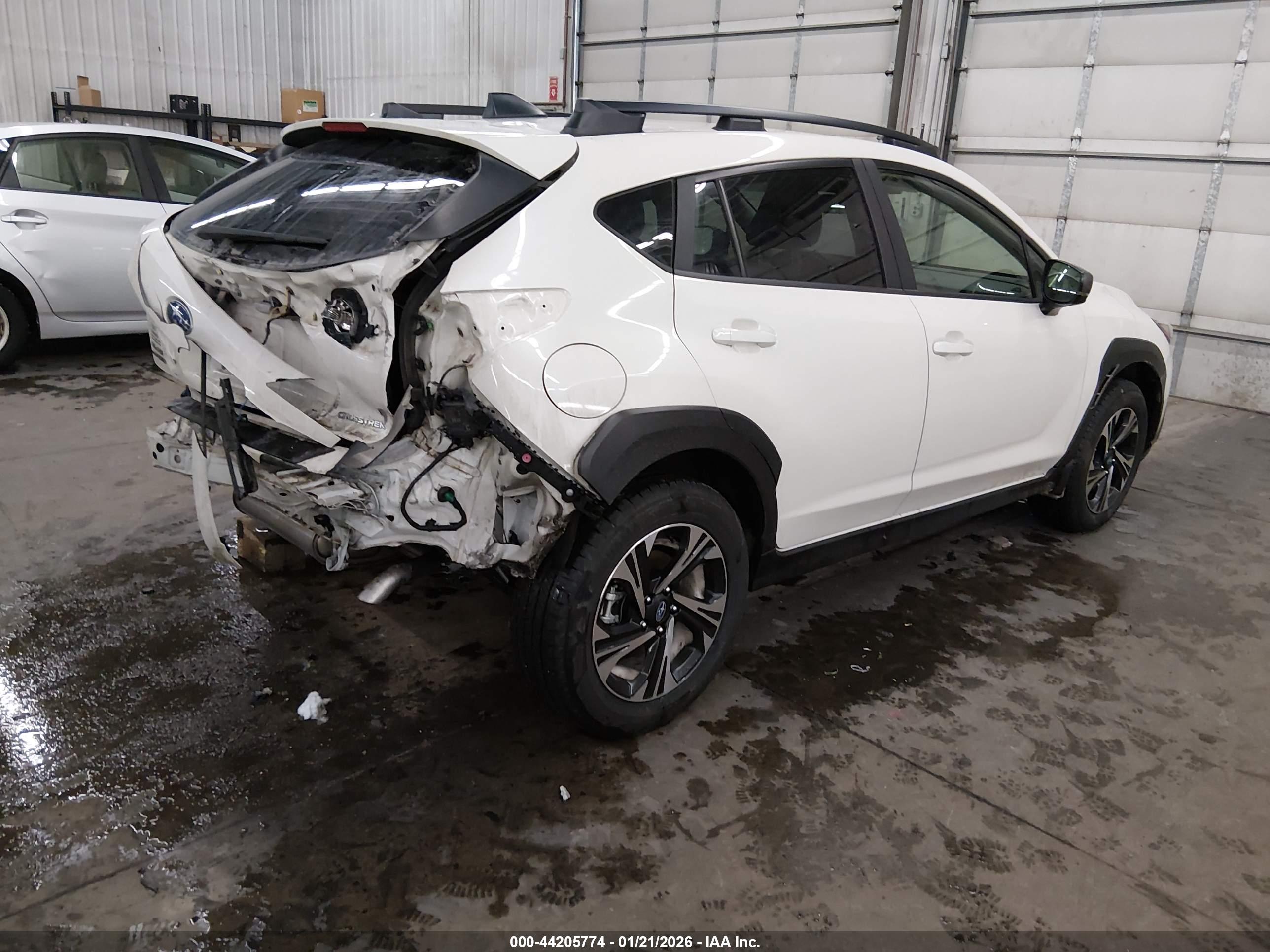 SUBARU CROSSTREK image 4