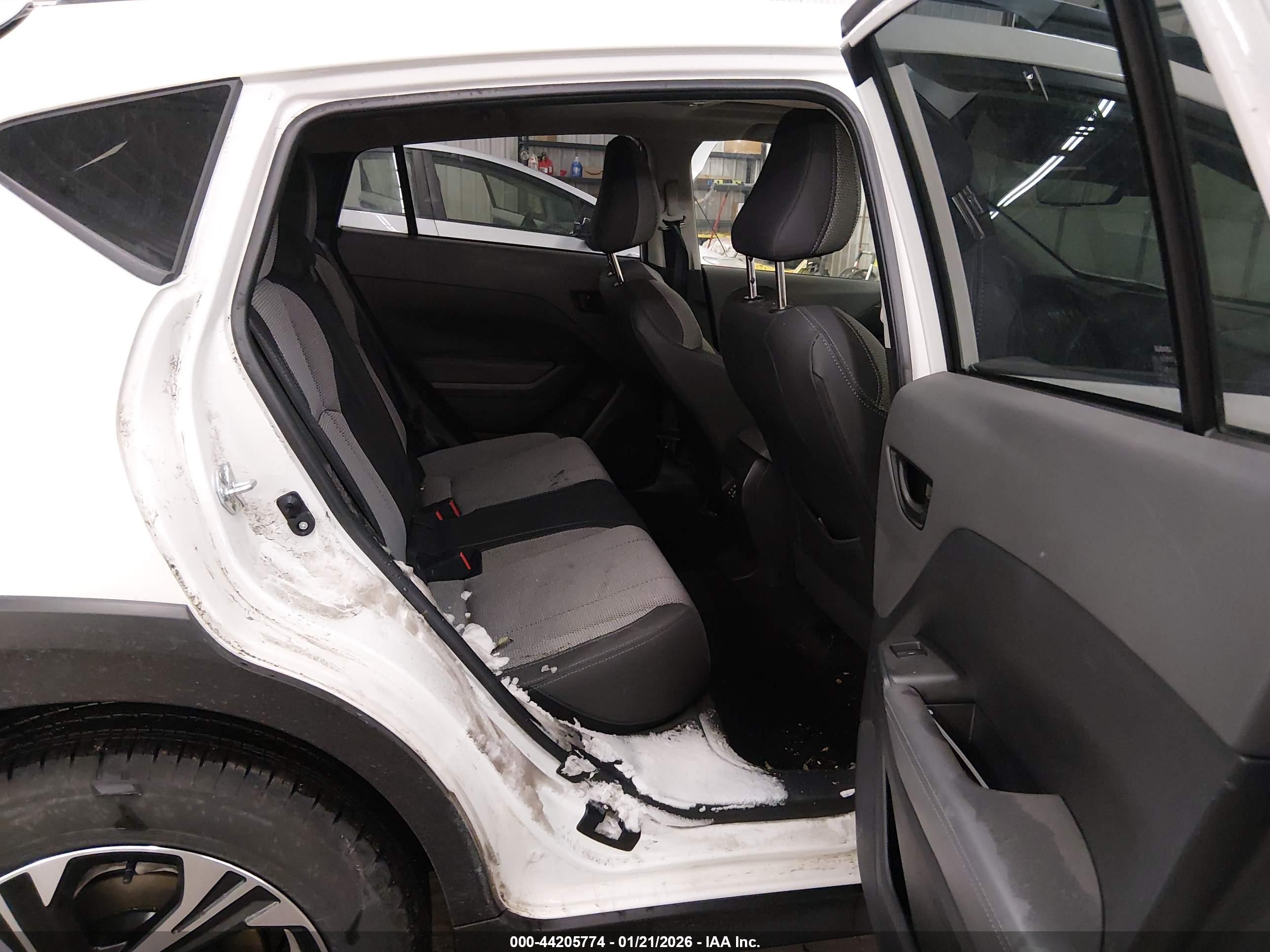 SUBARU CROSSTREK image 8
