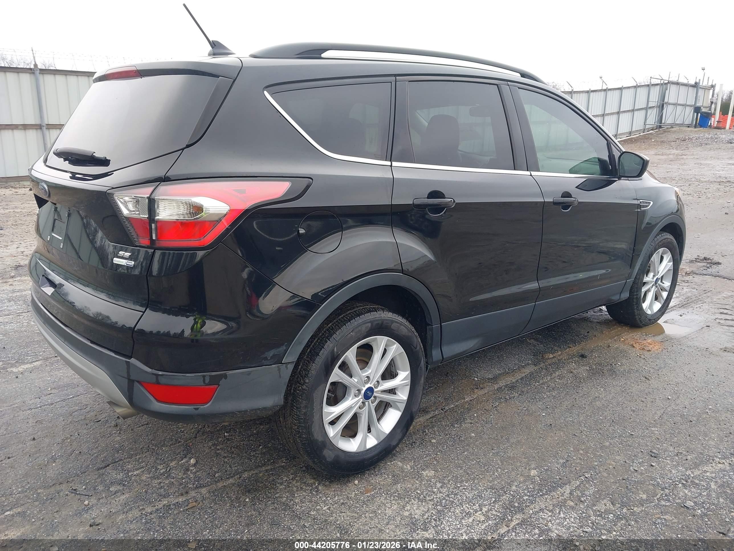 FORD ESCAPE image 4
