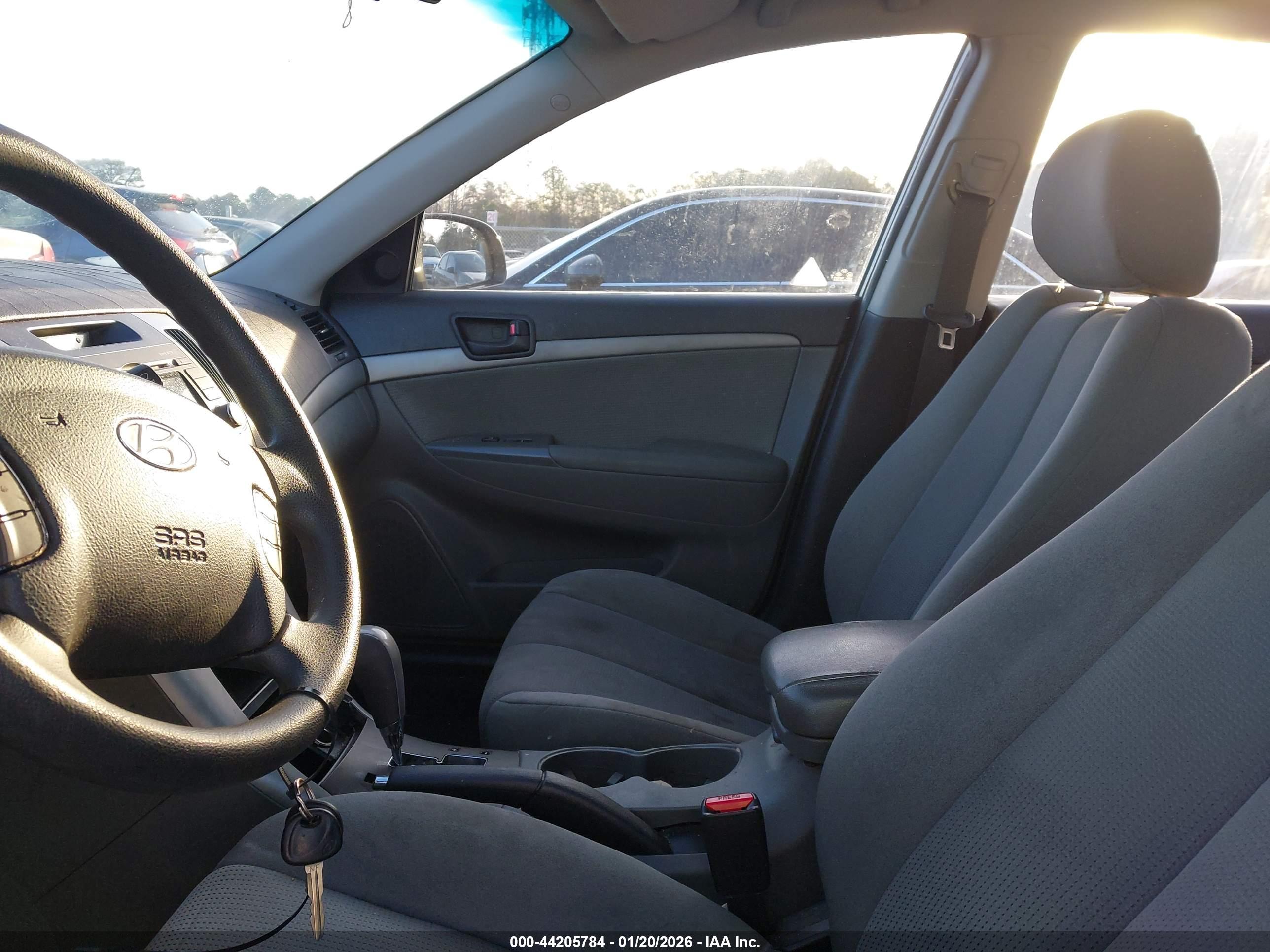 HYUNDAI SONATA image 5