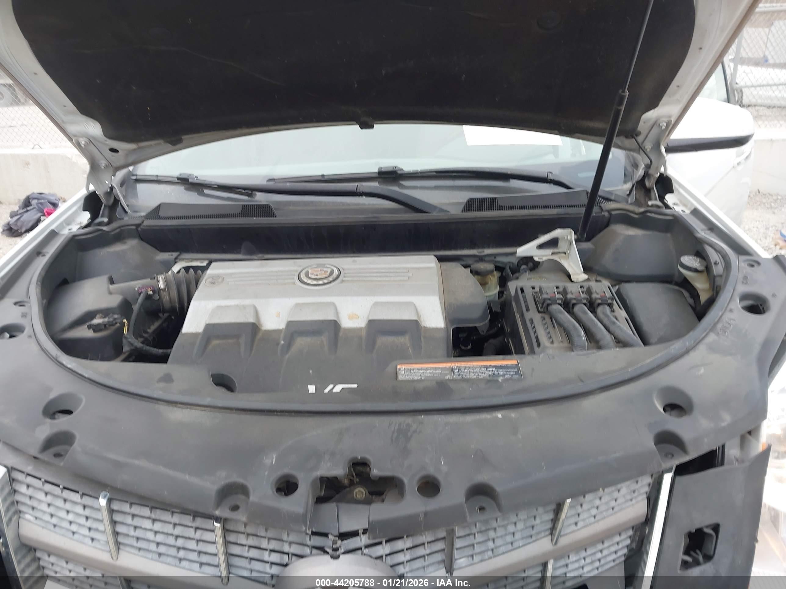CADILLAC SRX image 10