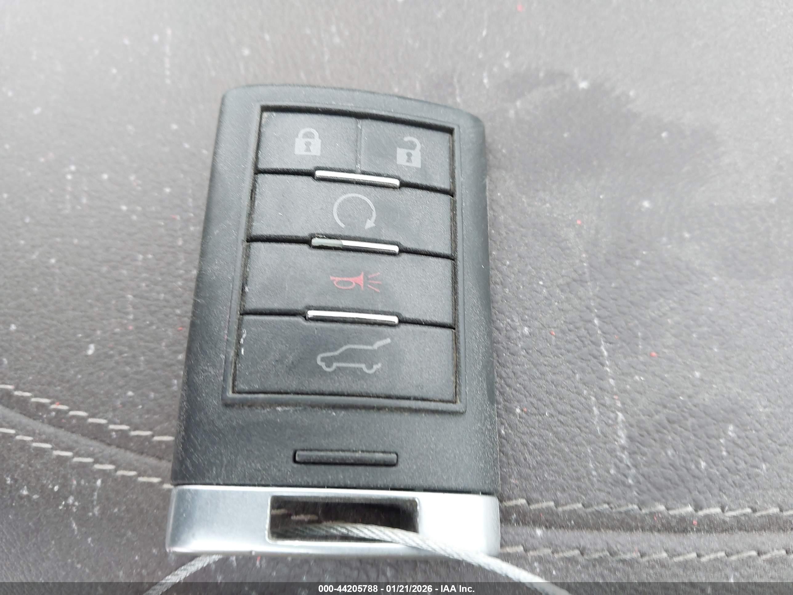 CADILLAC SRX image 11