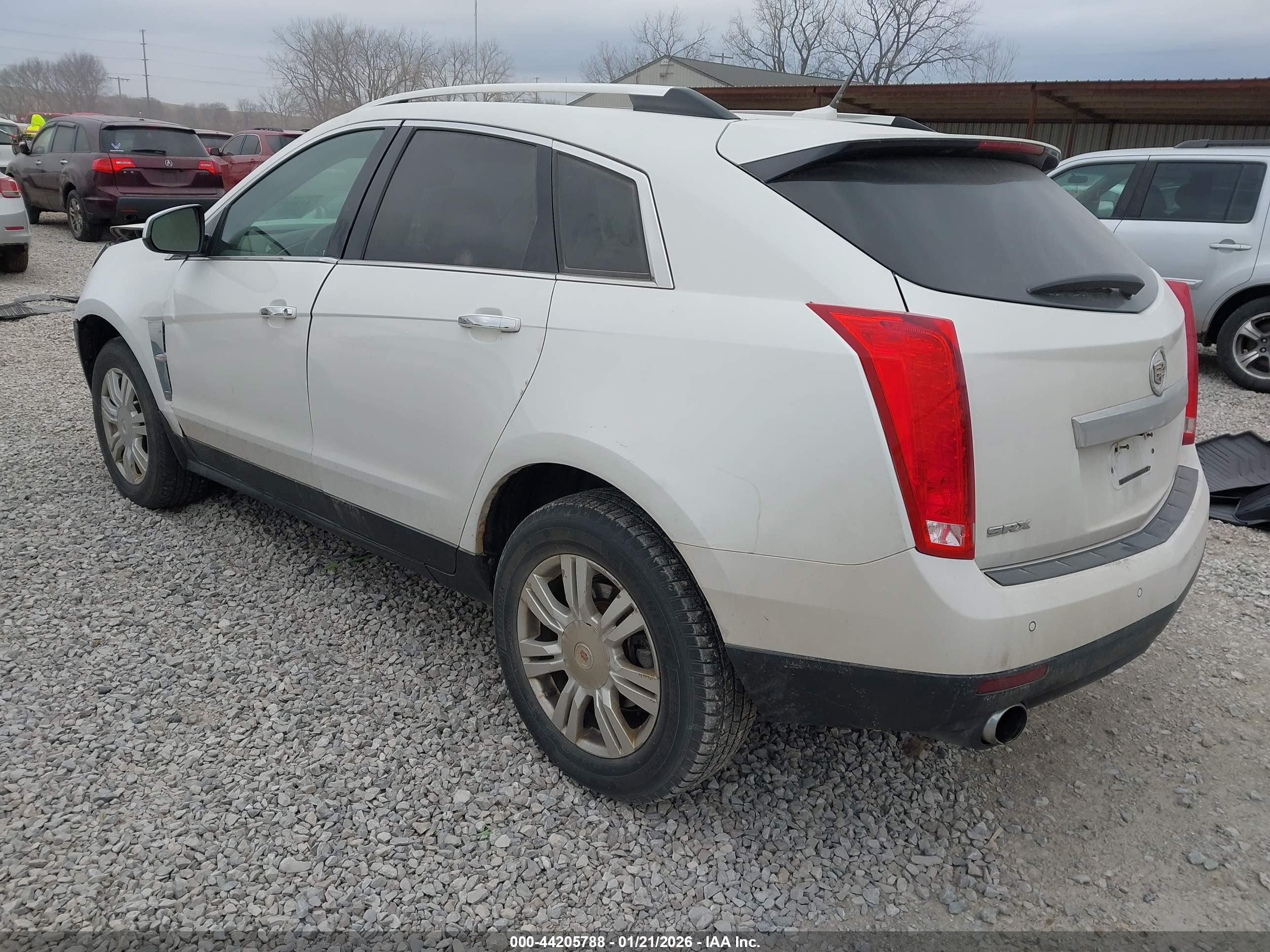 CADILLAC SRX image 3