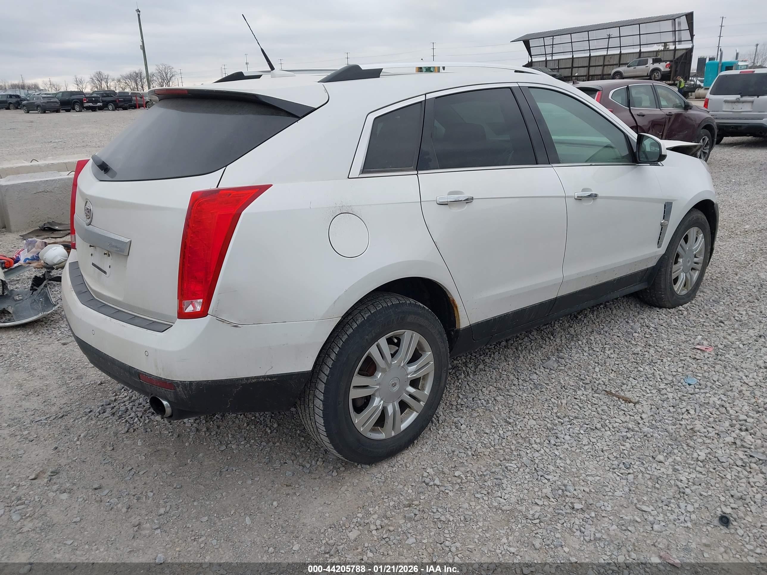 CADILLAC SRX image 4