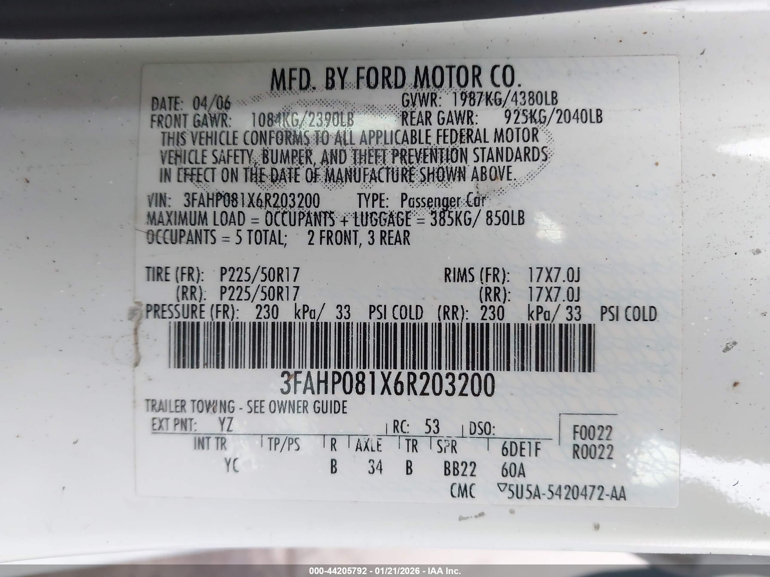 FORD FUSION image 9