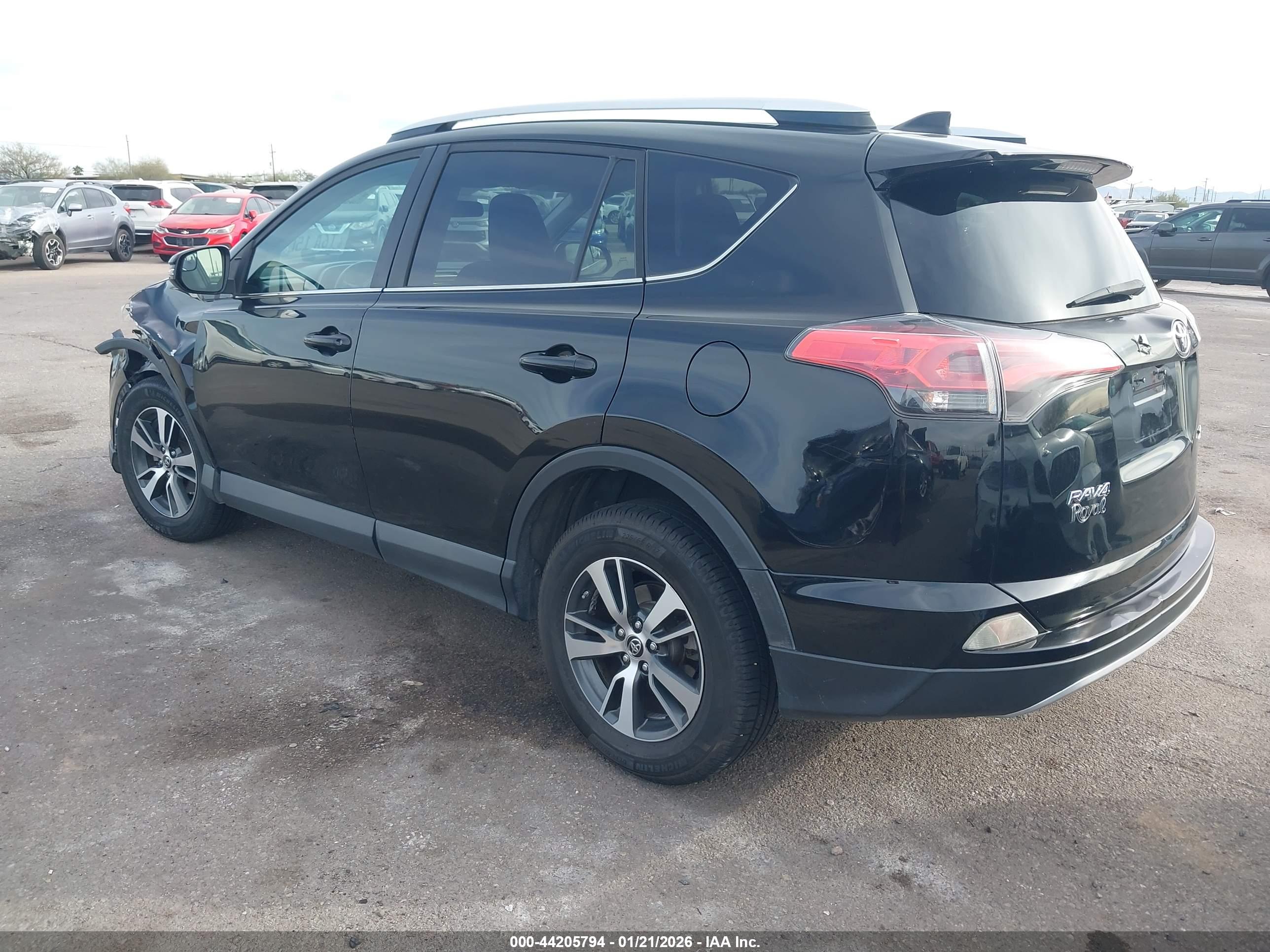 TOYOTA RAV4 image 3
