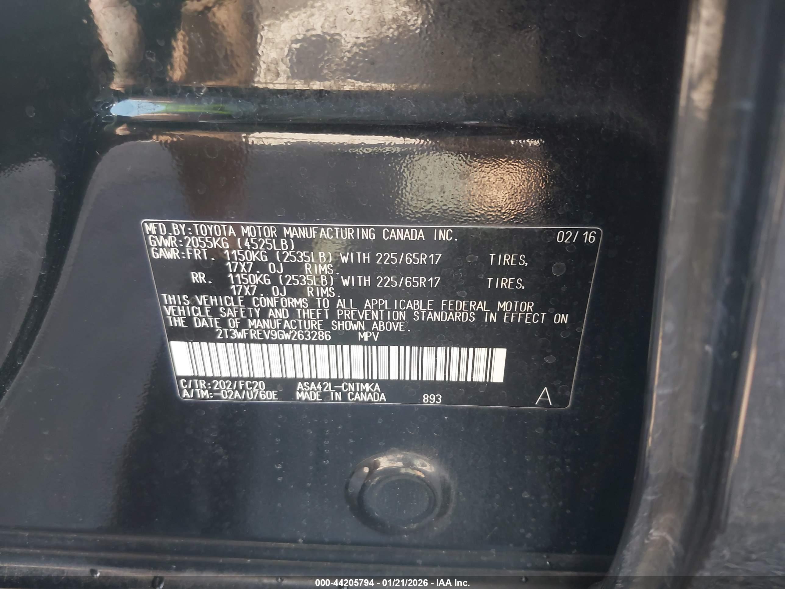 TOYOTA RAV4 image 9