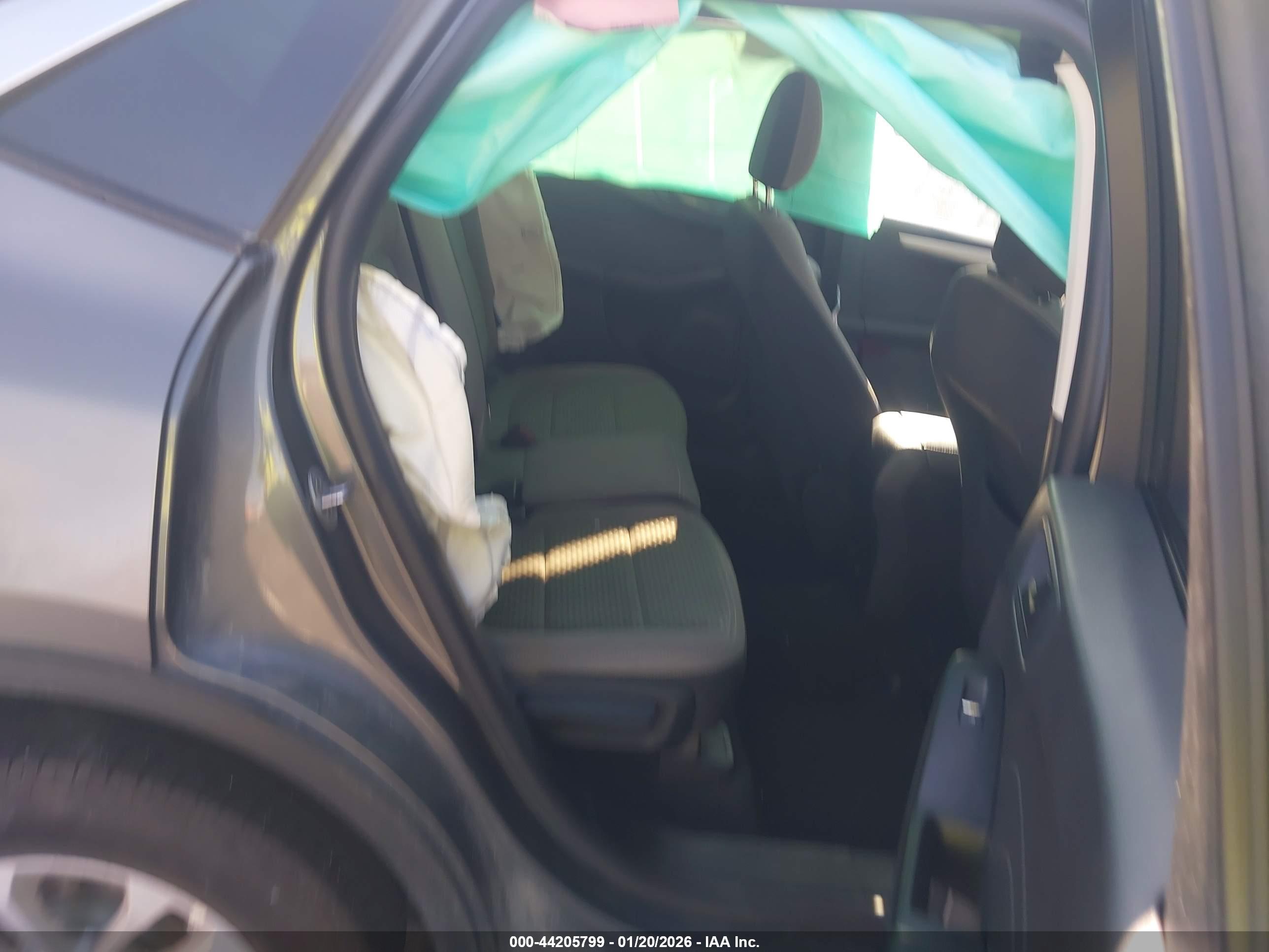 FORD ESCAPE image 8