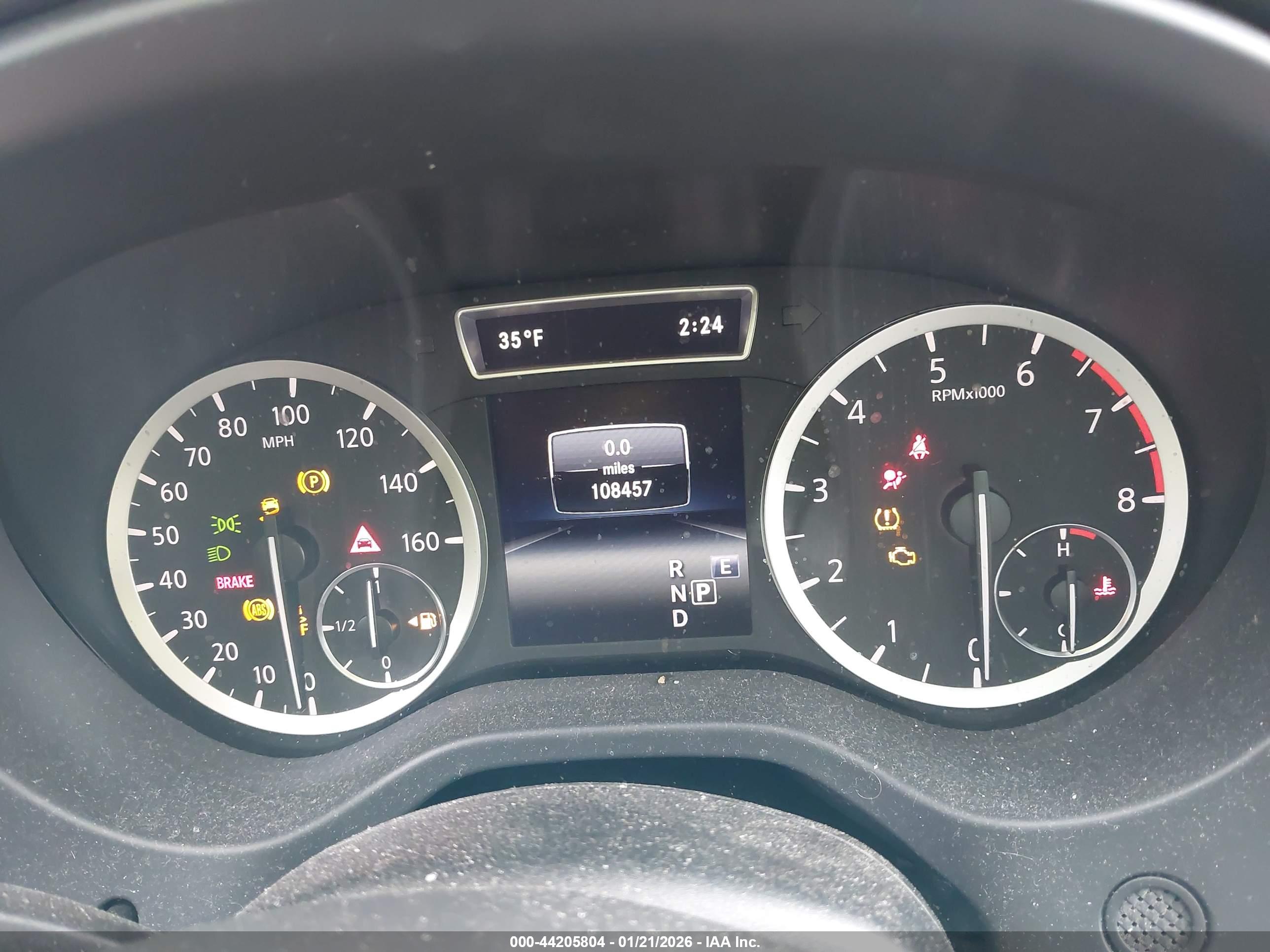 INFINITI QX30 image 7