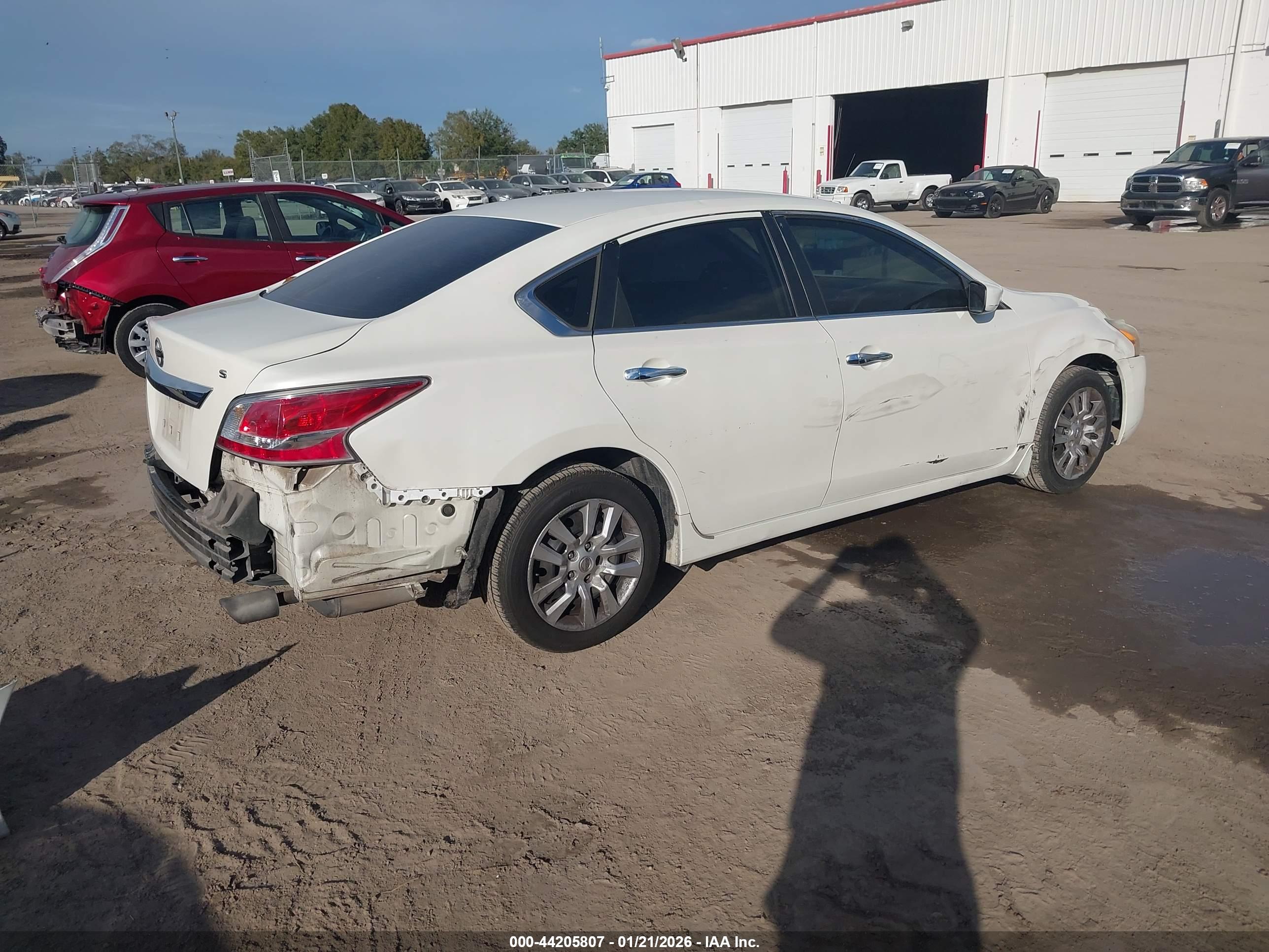 NISSAN ALTIMA image 4