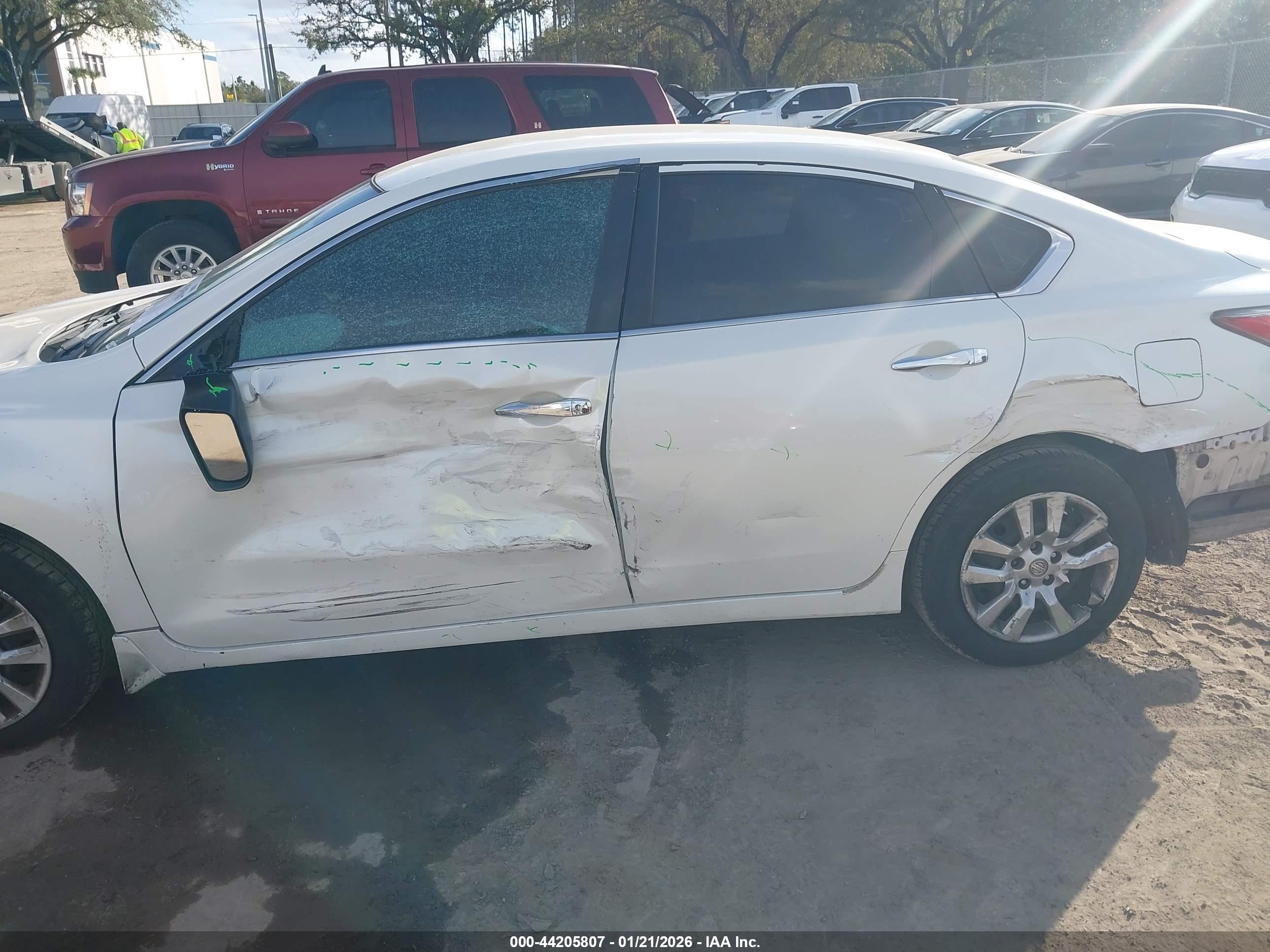 NISSAN ALTIMA image 6