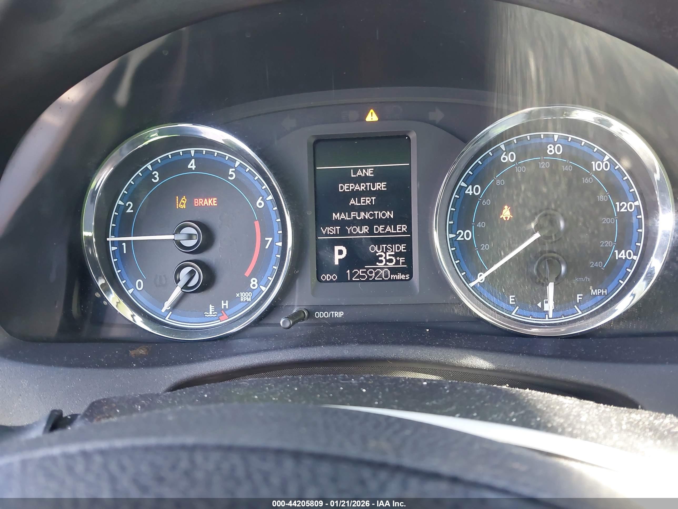 TOYOTA COROLLA image 7
