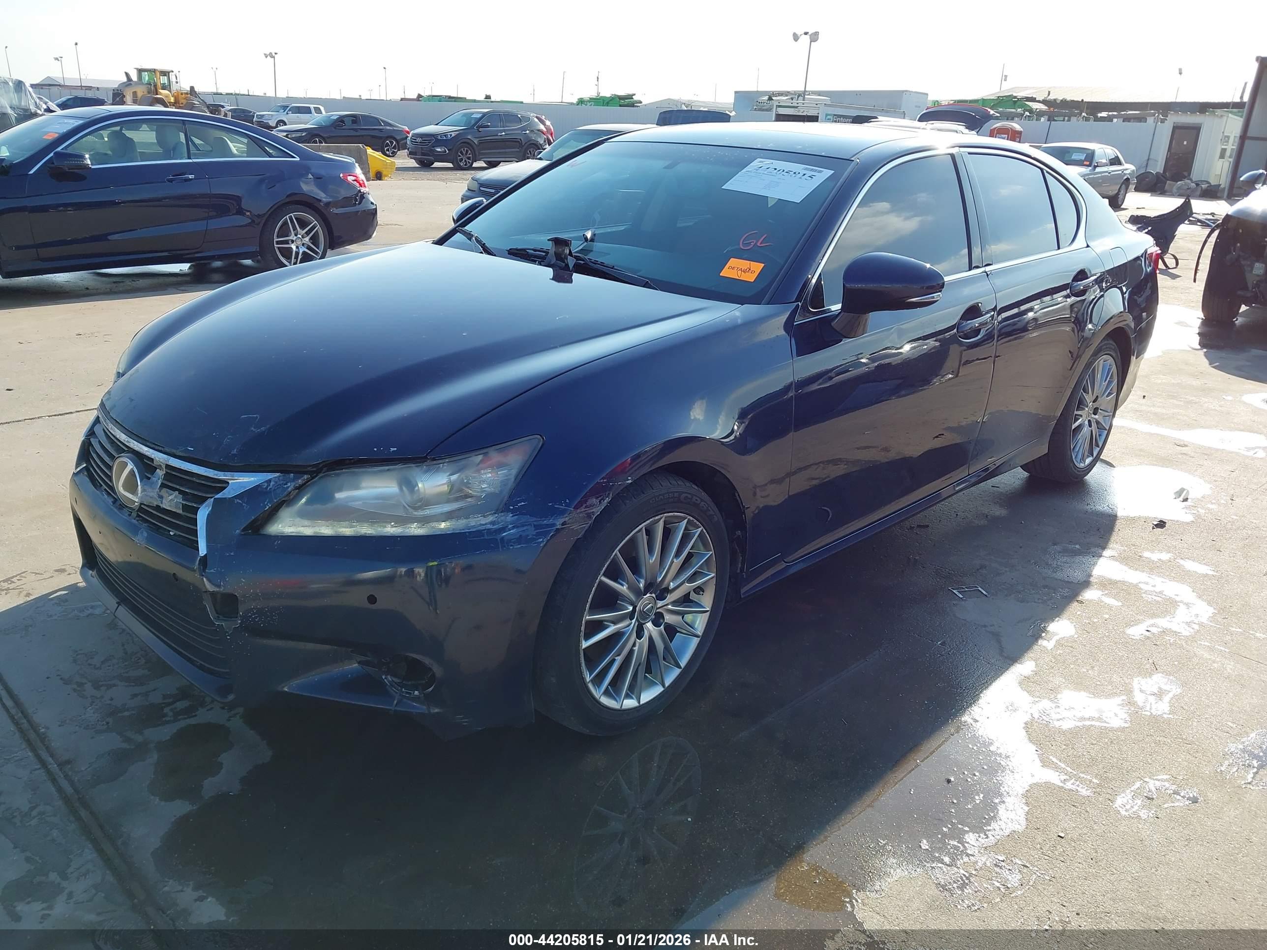 LEXUS GS image 2