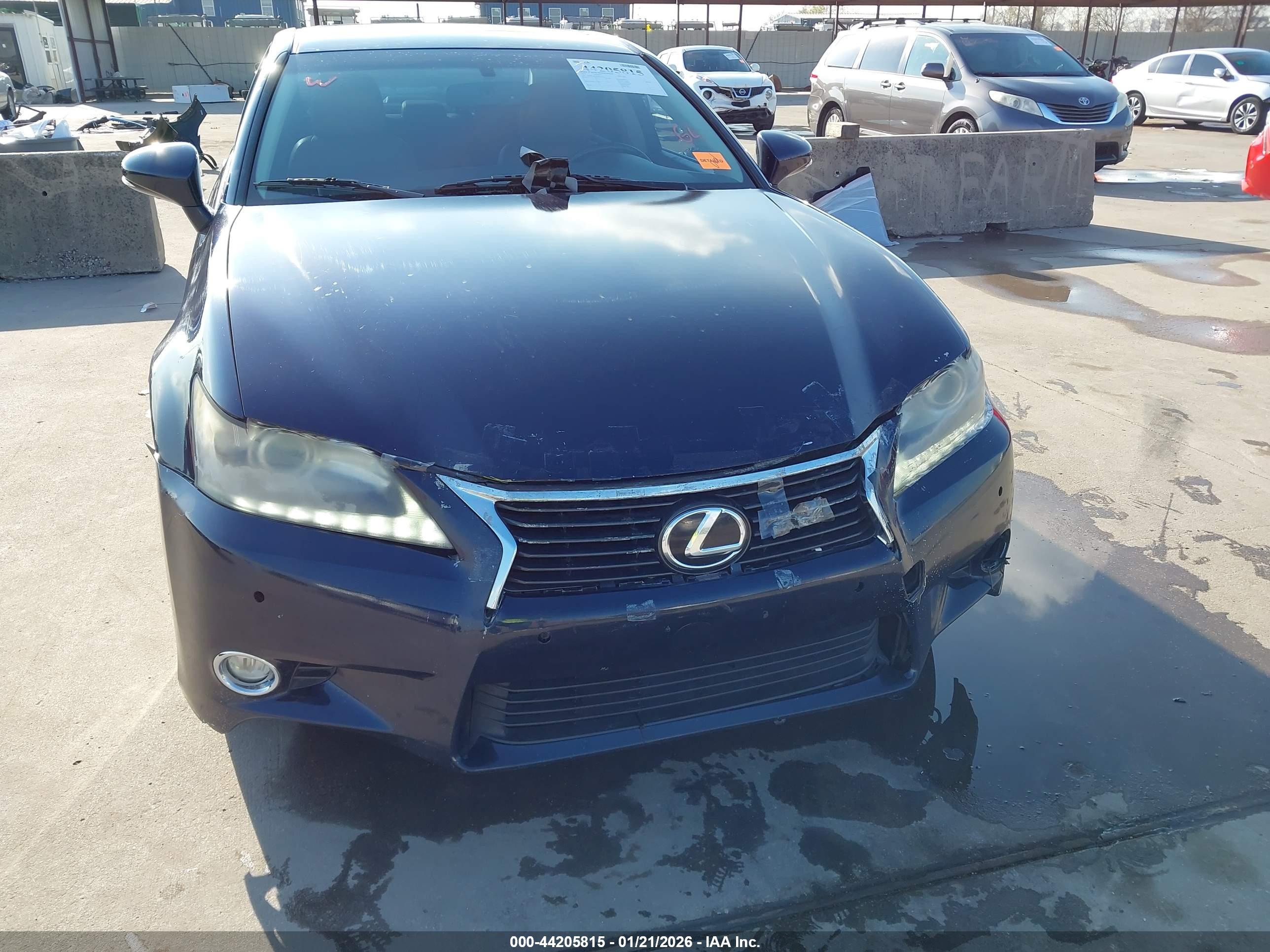 LEXUS GS image 6