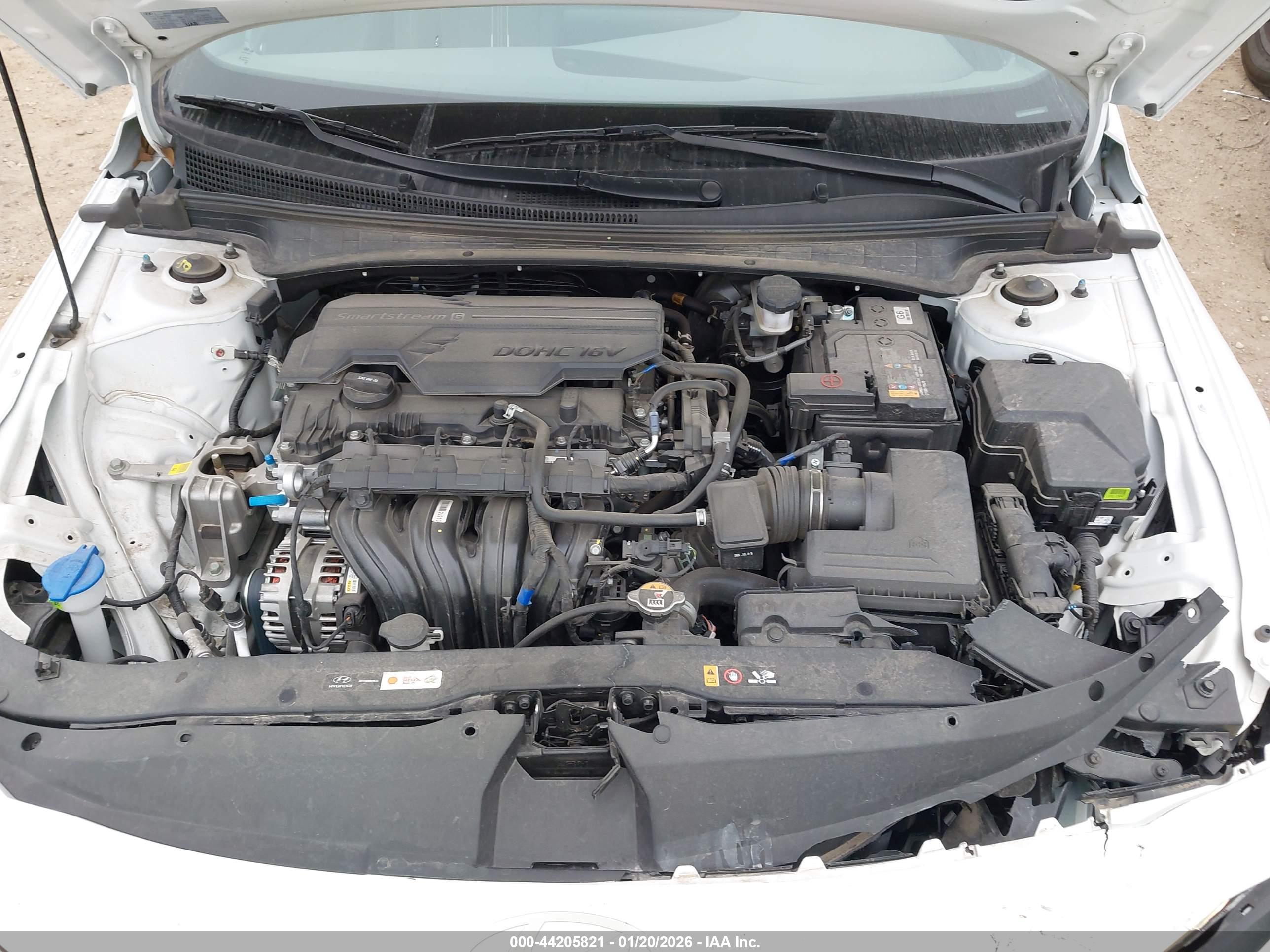 HYUNDAI ELANTRA image 10