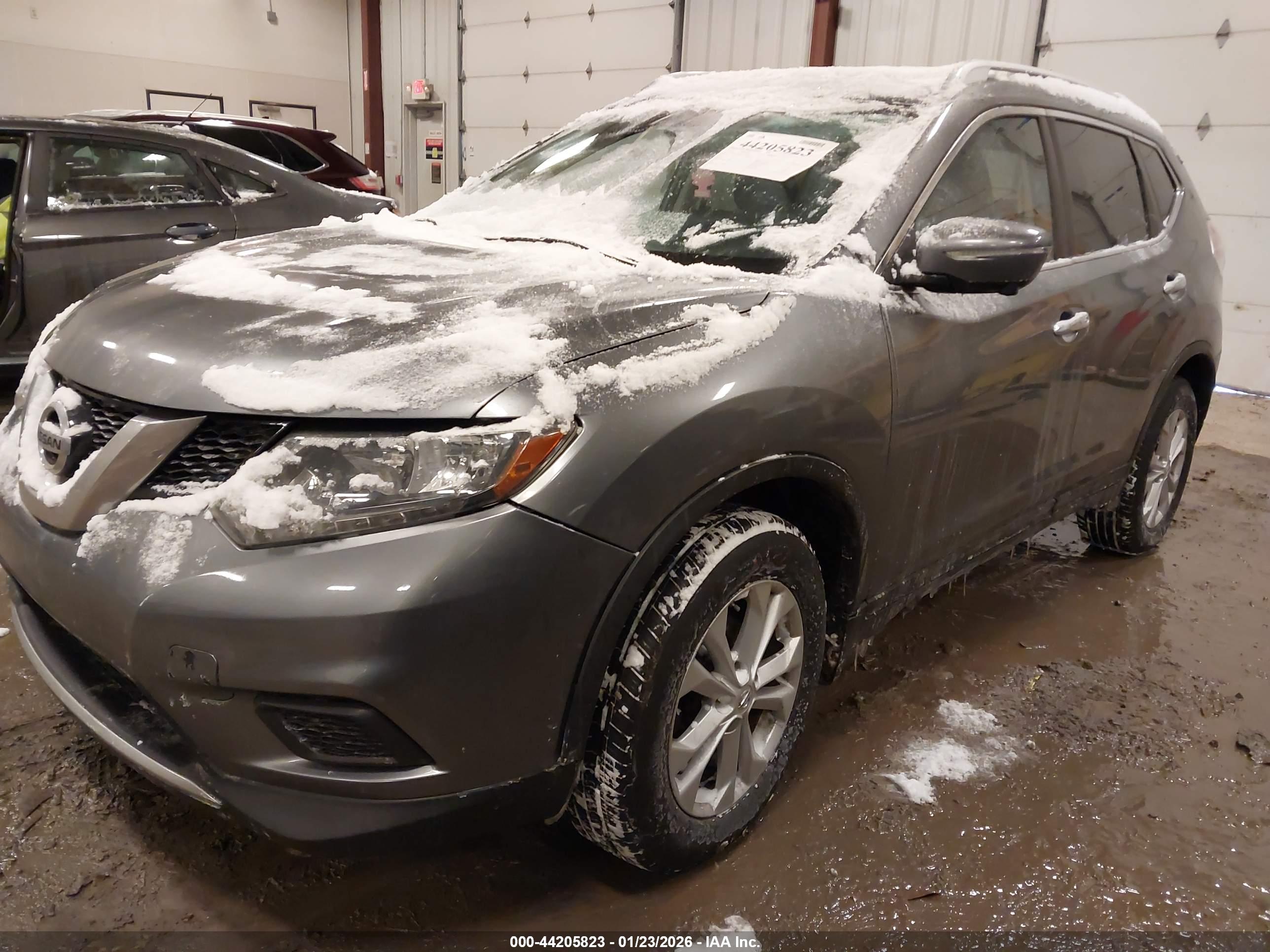 NISSAN ROGUE image 2