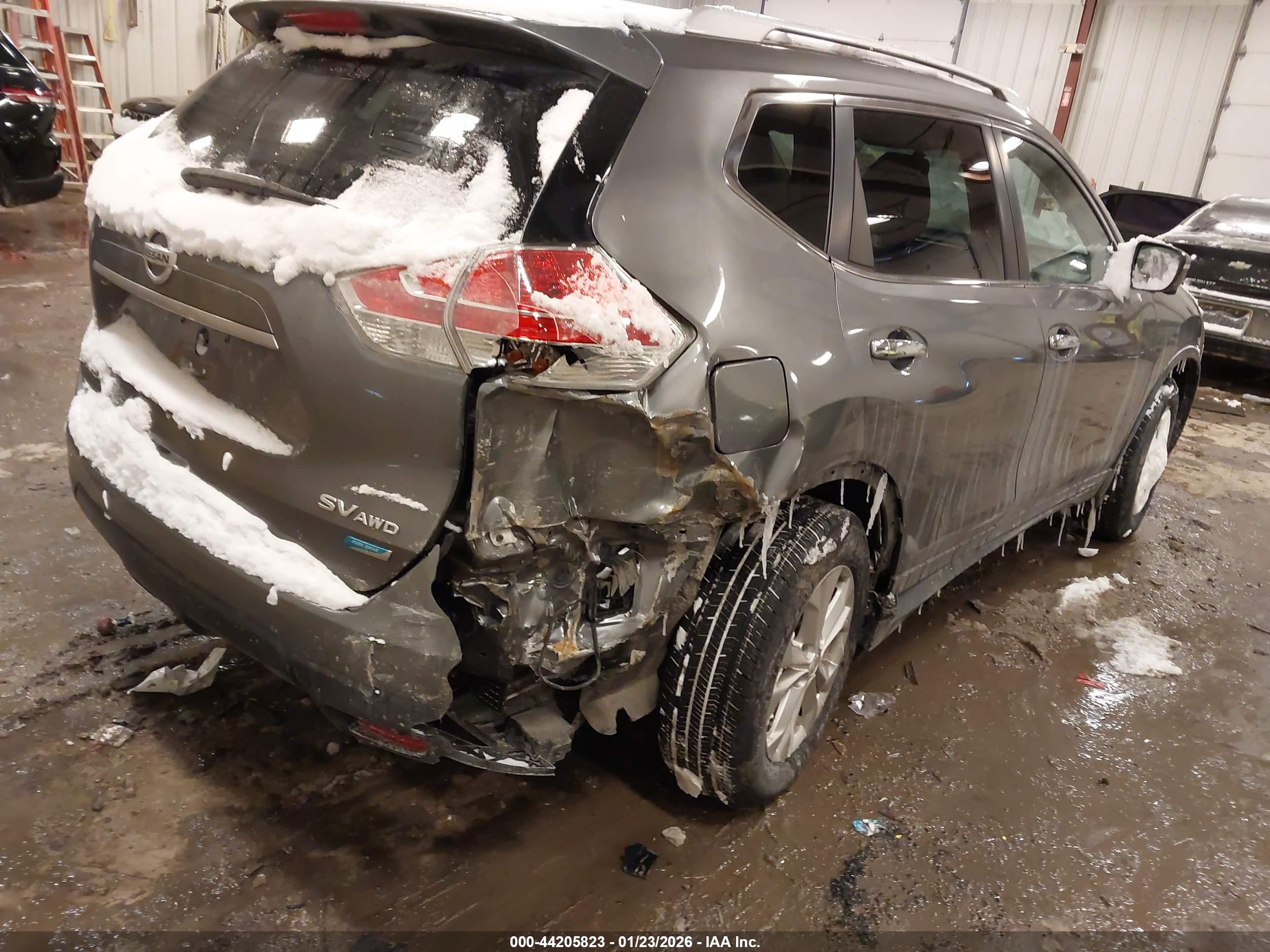 NISSAN ROGUE image 4
