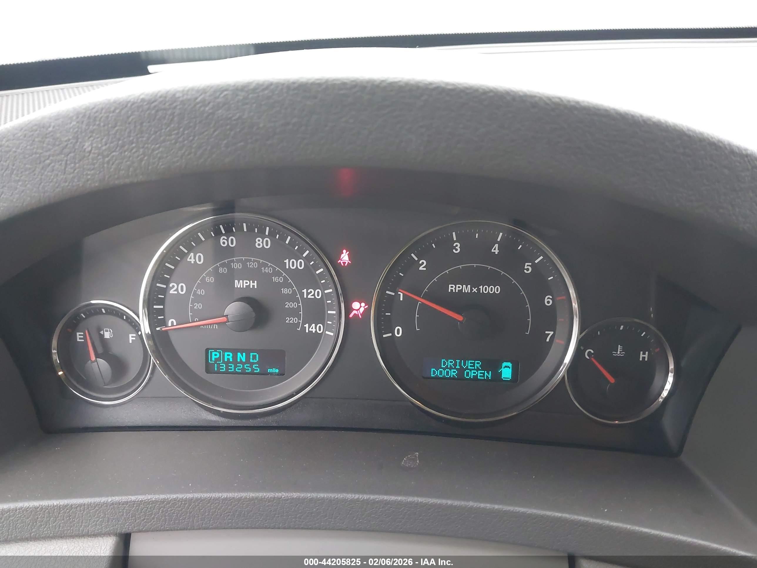 JEEP GRAND image 7