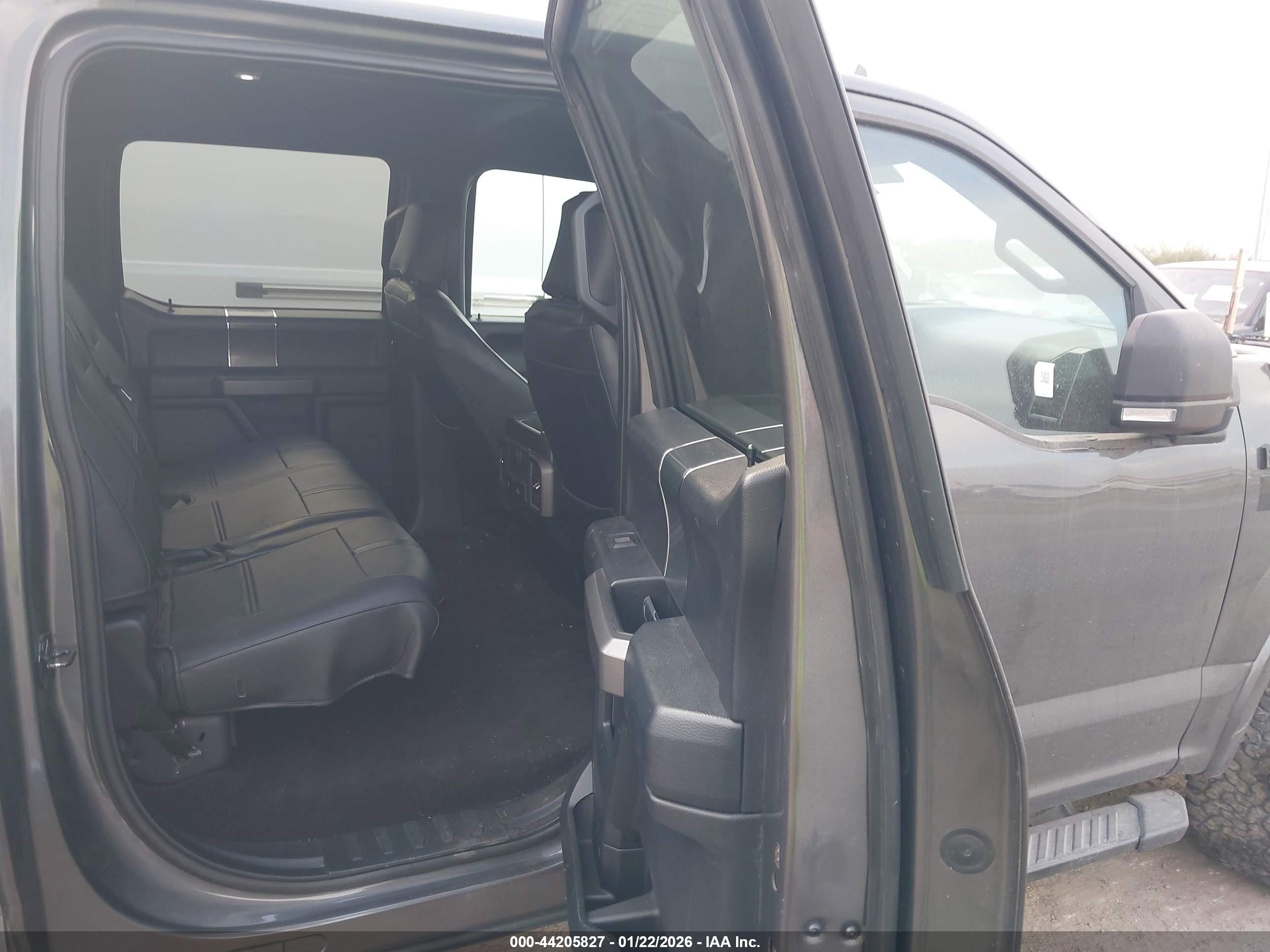 FORD F-150 image 8