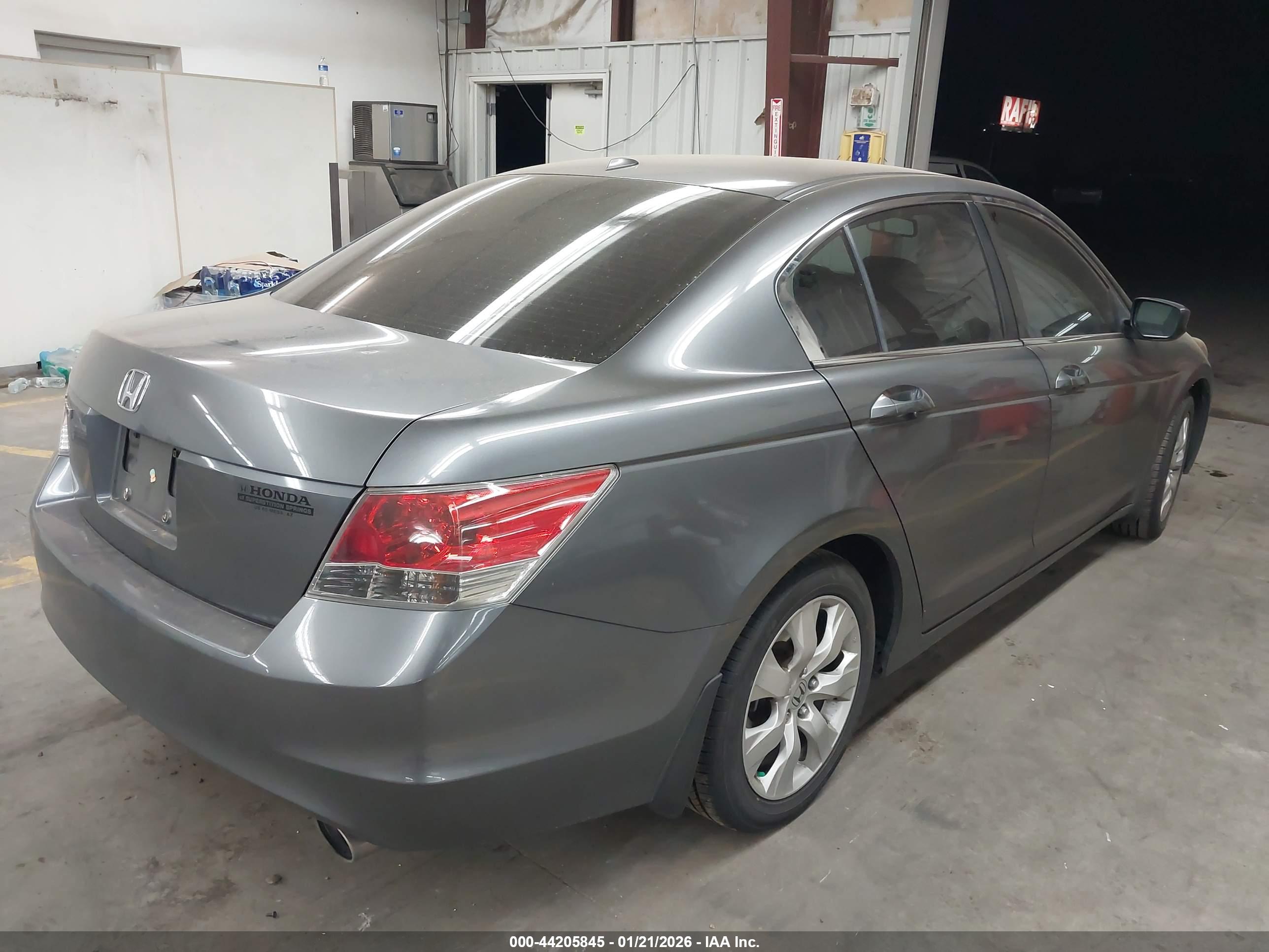 HONDA ACCORD image 4