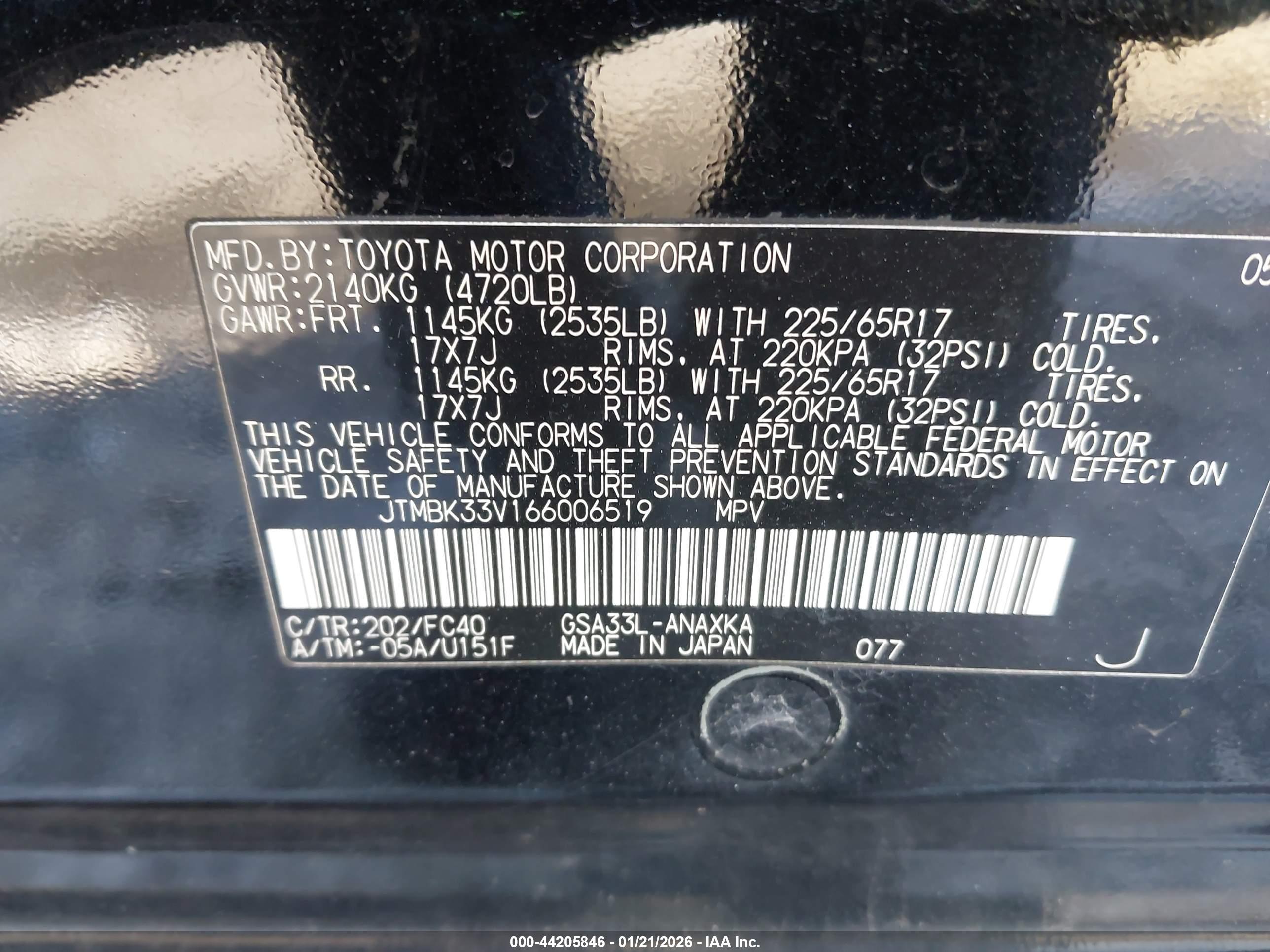 TOYOTA RAV4 image 9