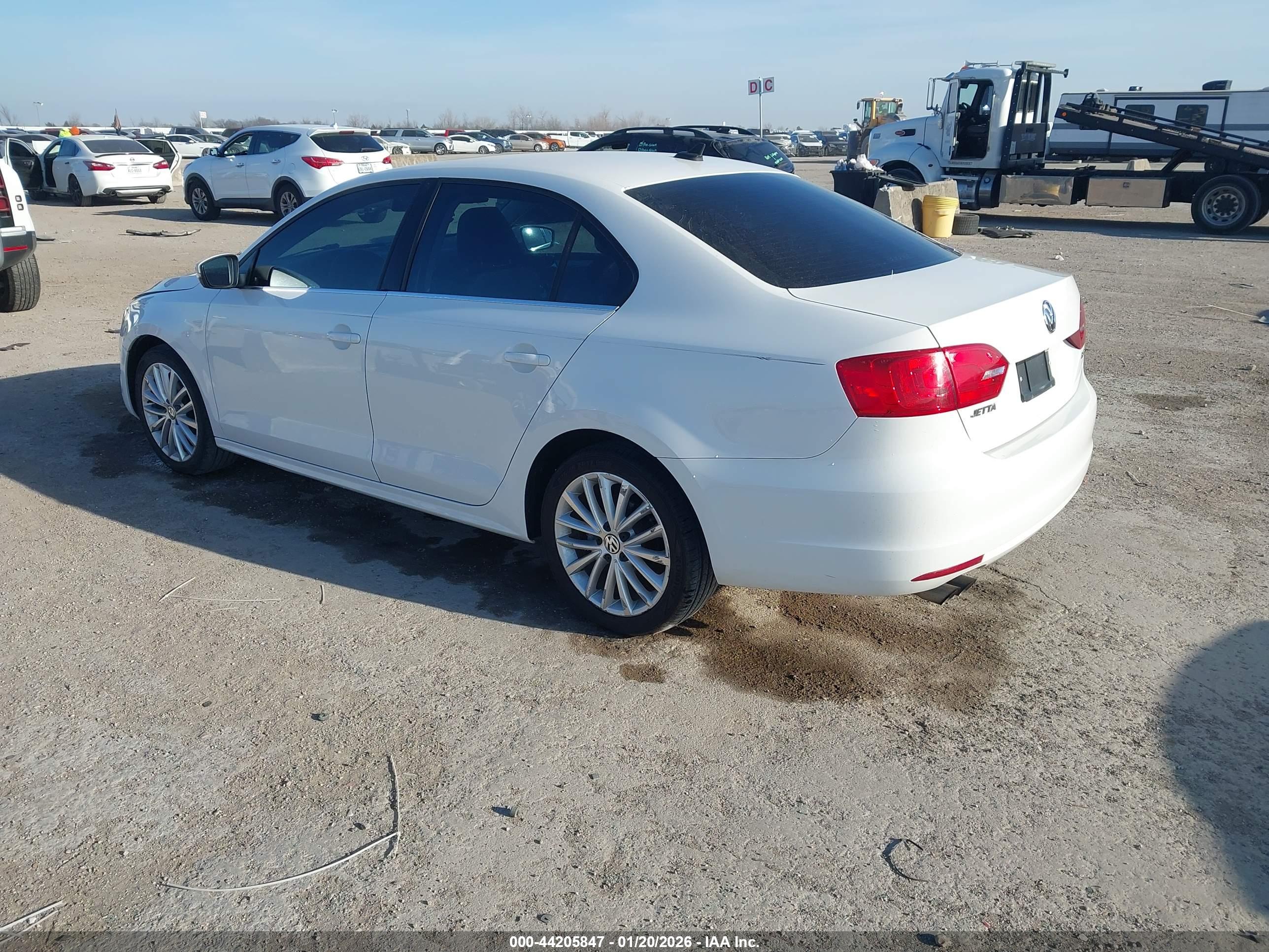 VOLKSWAGEN JETTA image 3