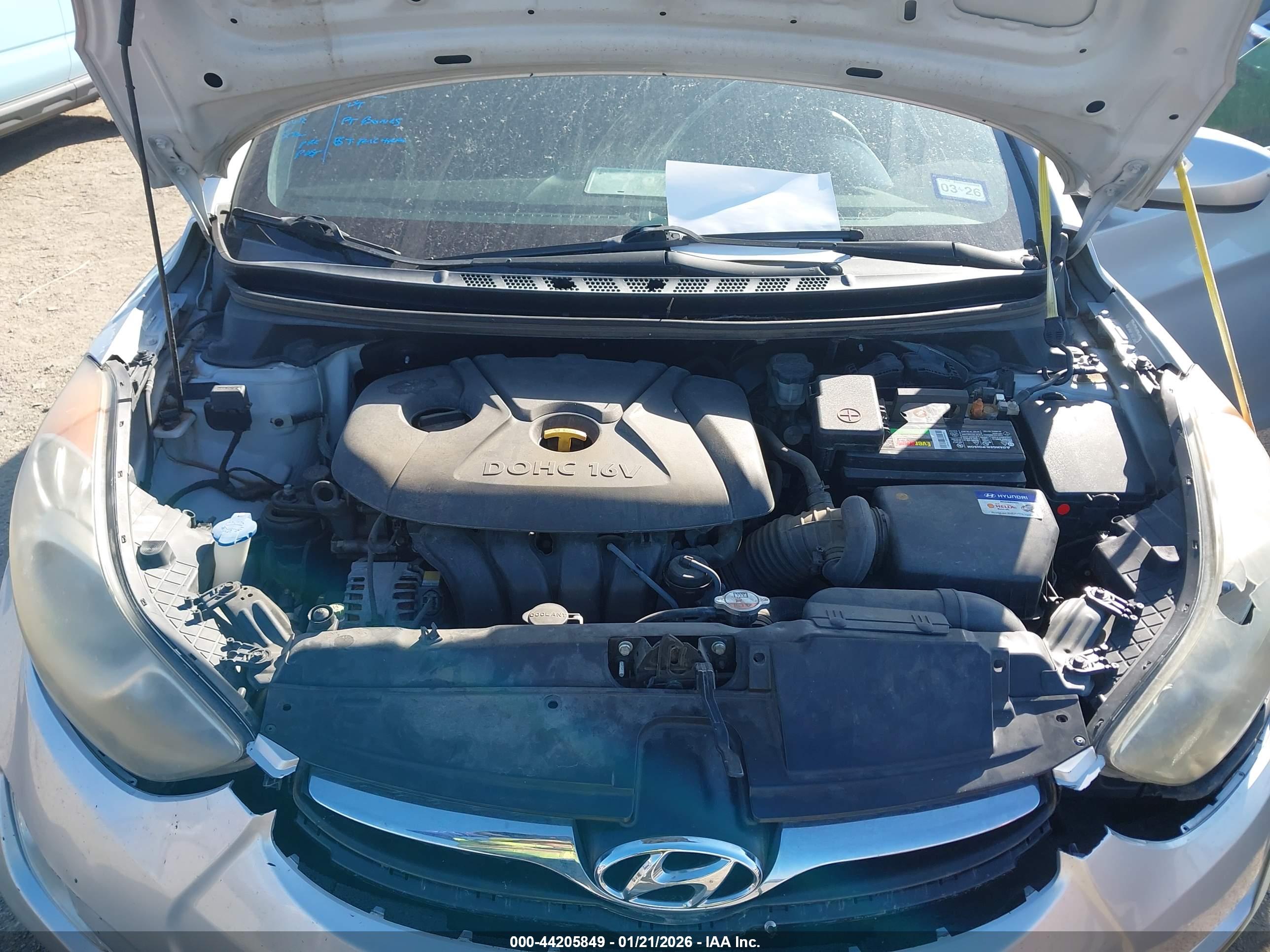 HYUNDAI ELANTRA image 10