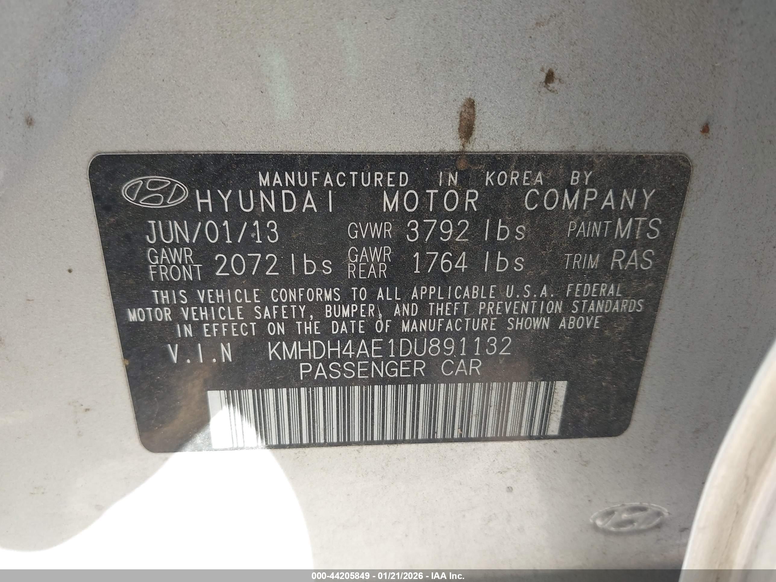HYUNDAI ELANTRA image 9