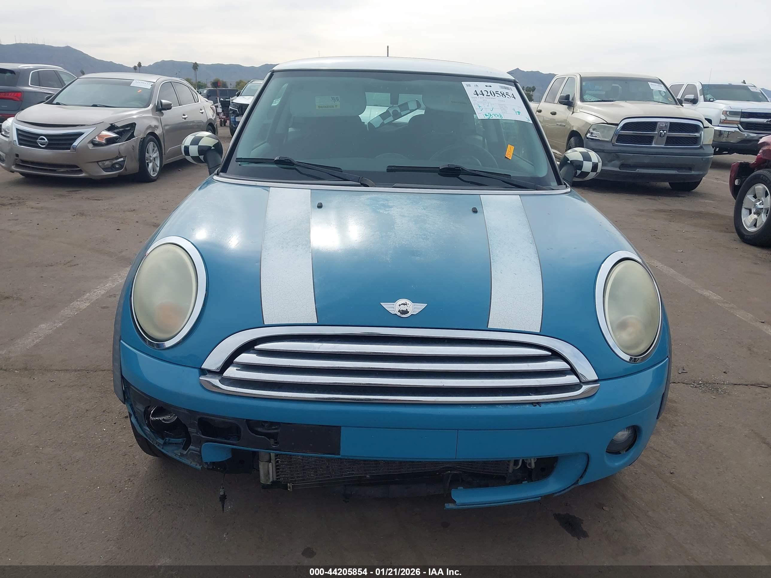 MINI COOPER image 6