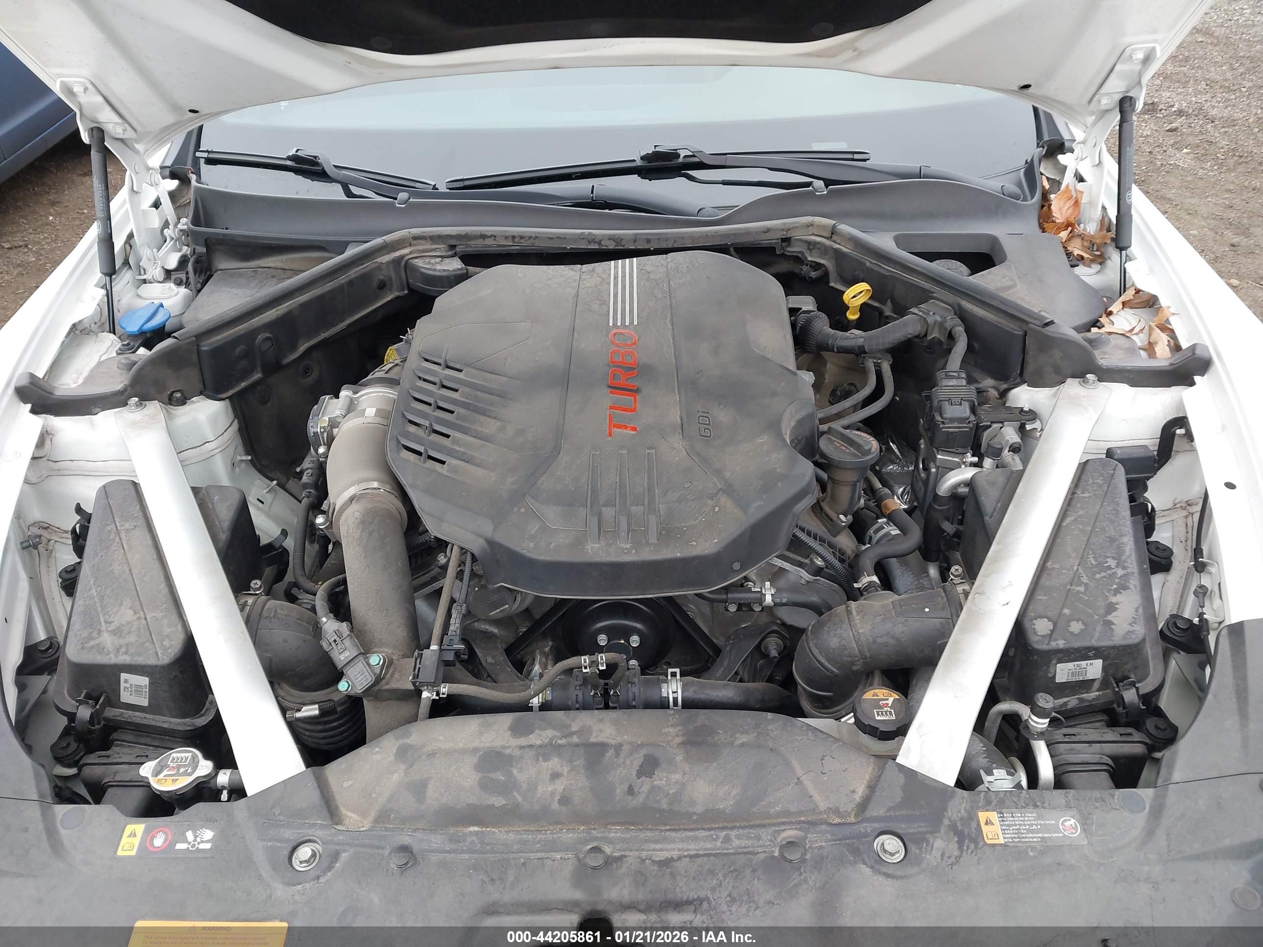 KIA STINGER image 10