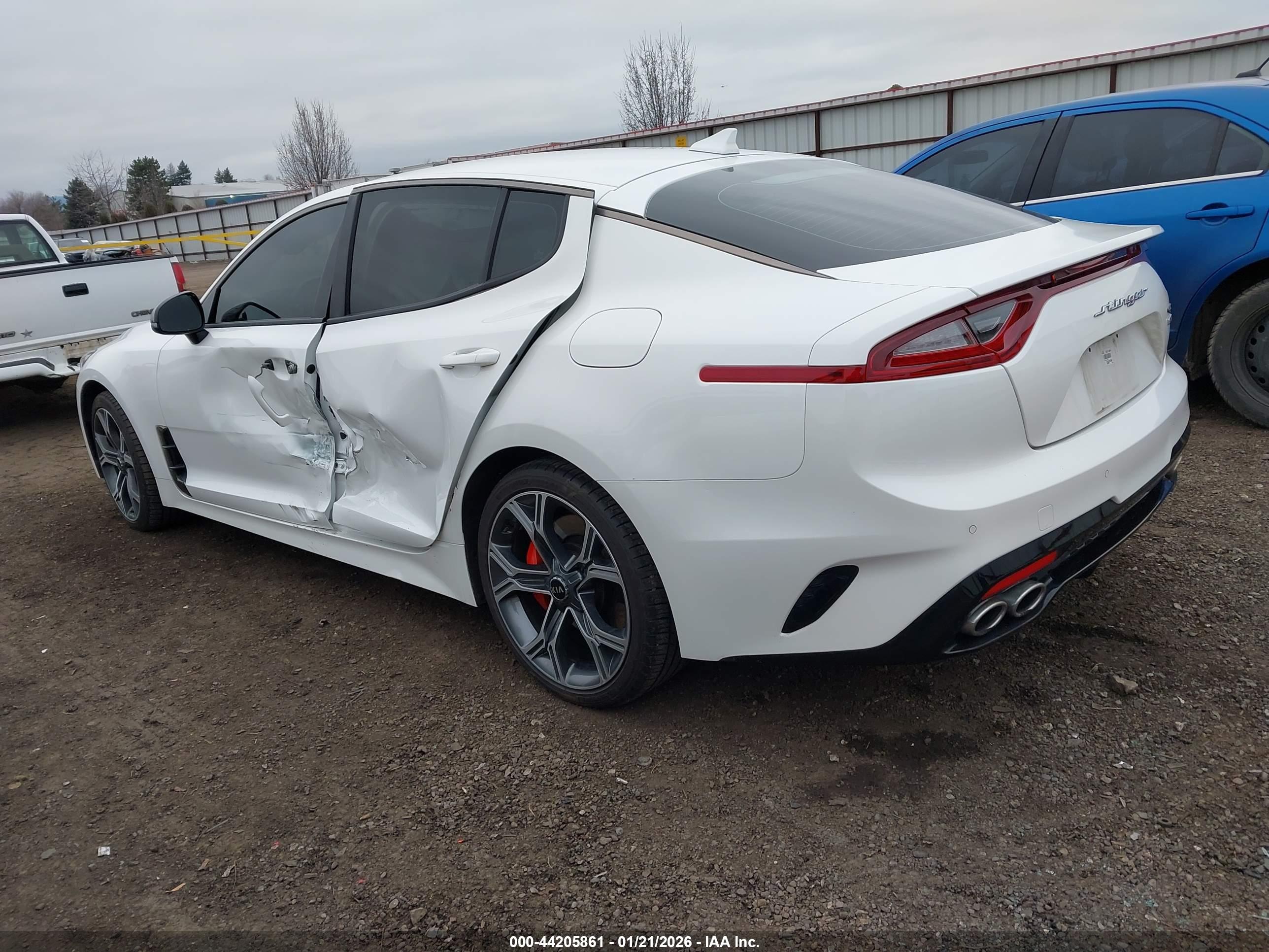 KIA STINGER image 3