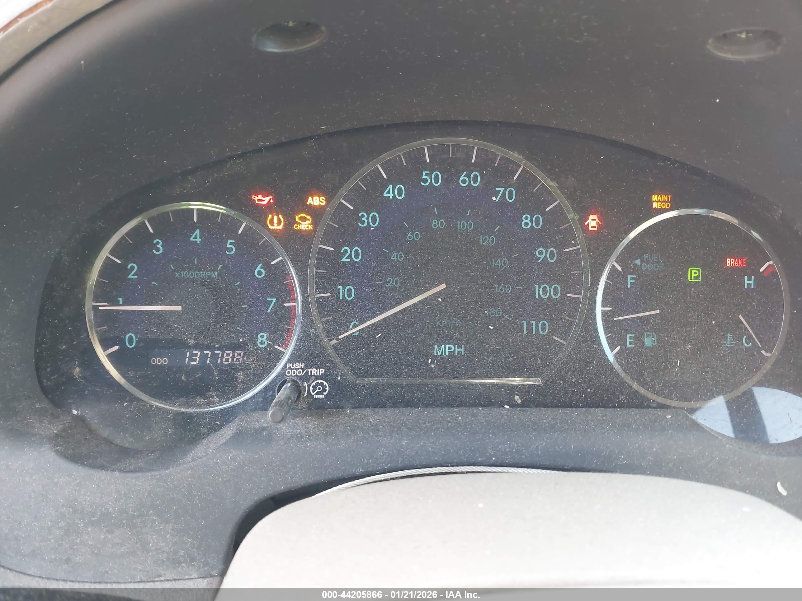 TOYOTA SIENNA image 7