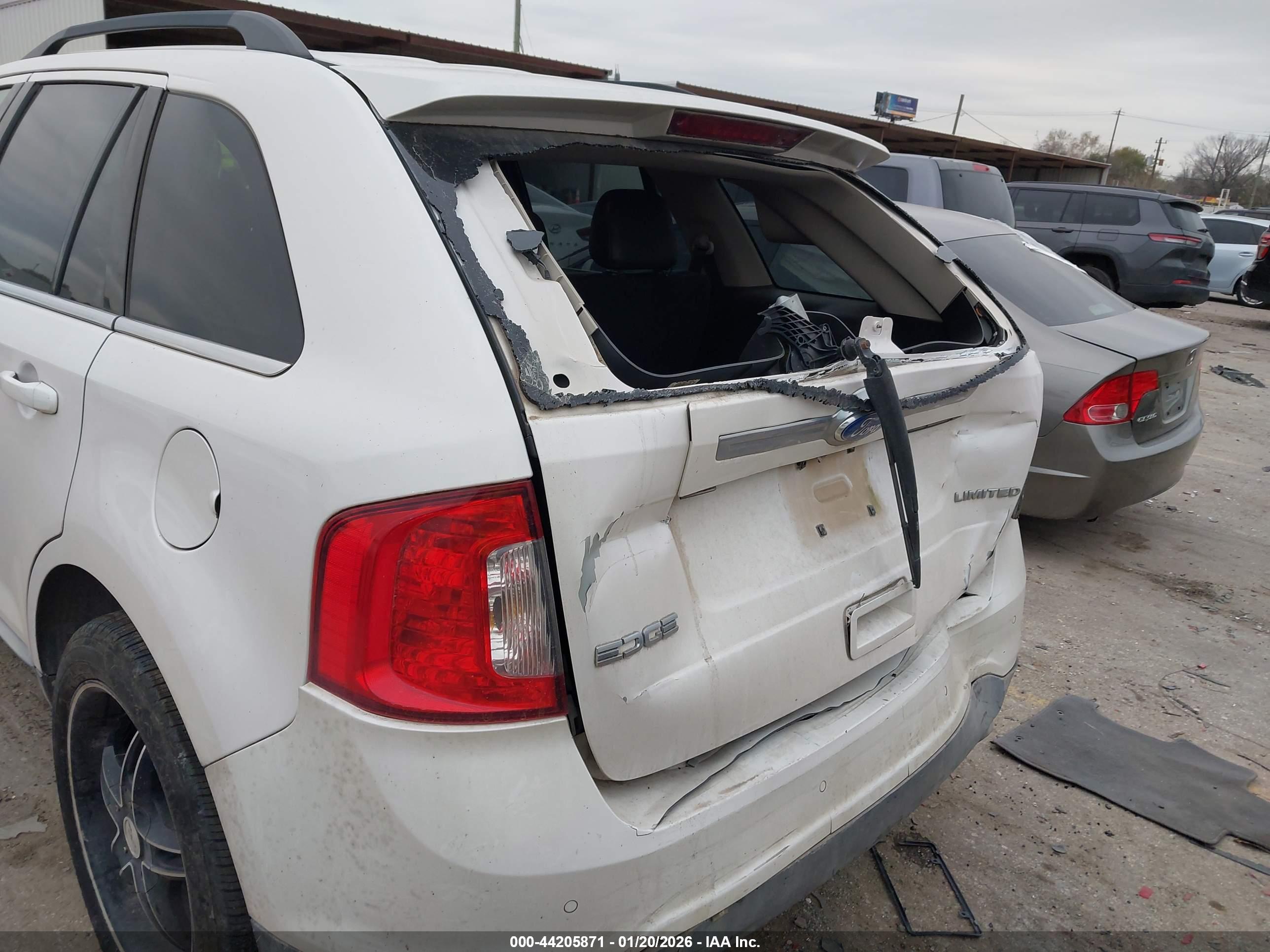 FORD EDGE image 6