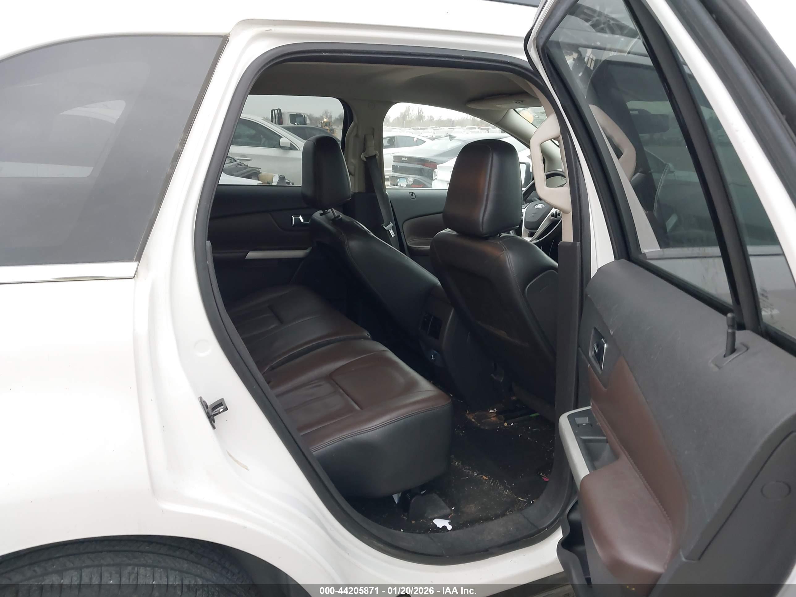 FORD EDGE image 8