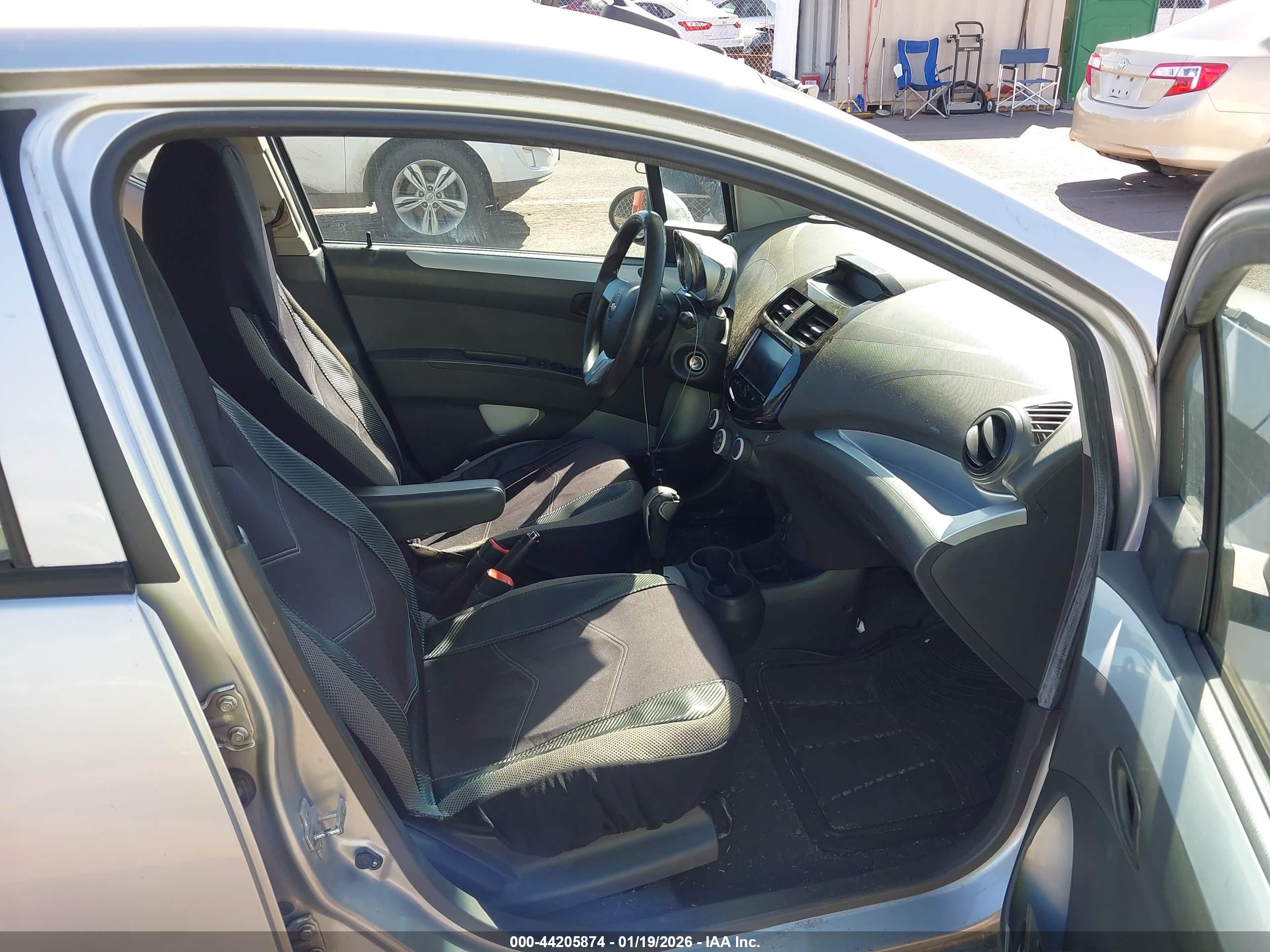 CHEVROLET SPARK image 5