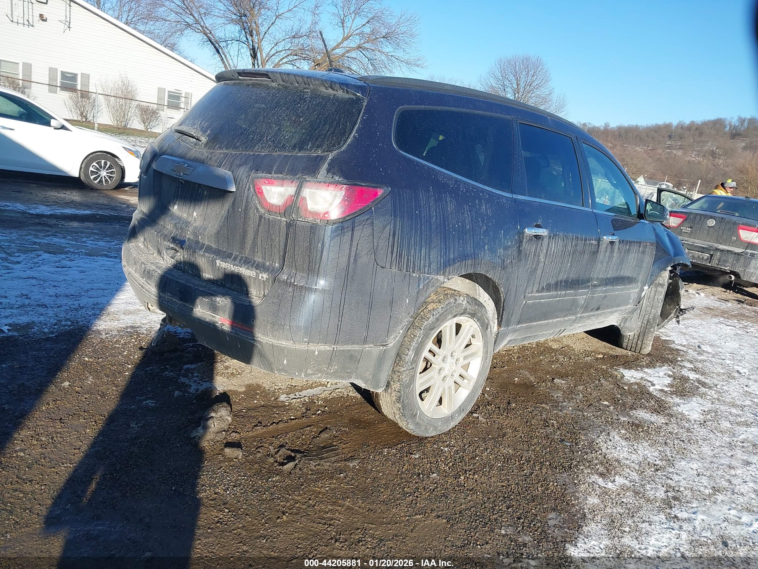CHEVROLET TRAVERSE image 4