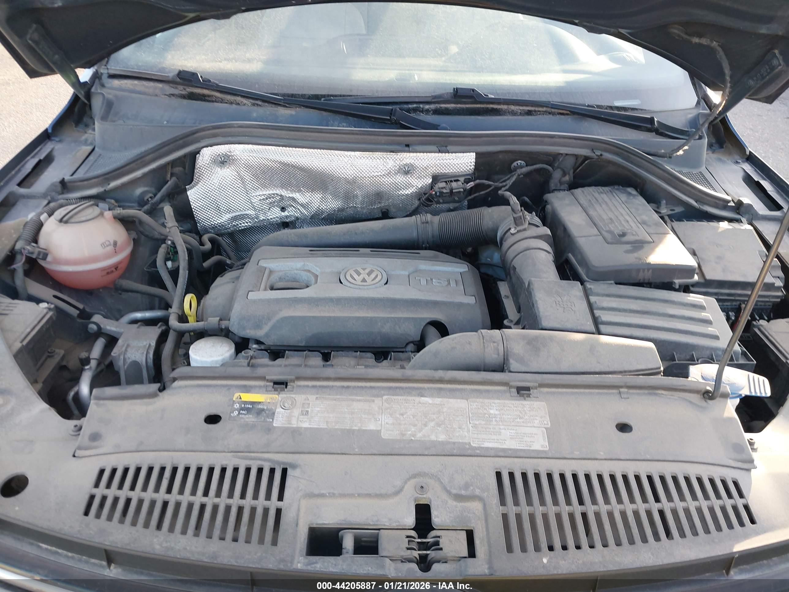 VOLKSWAGEN TIGUAN image 10