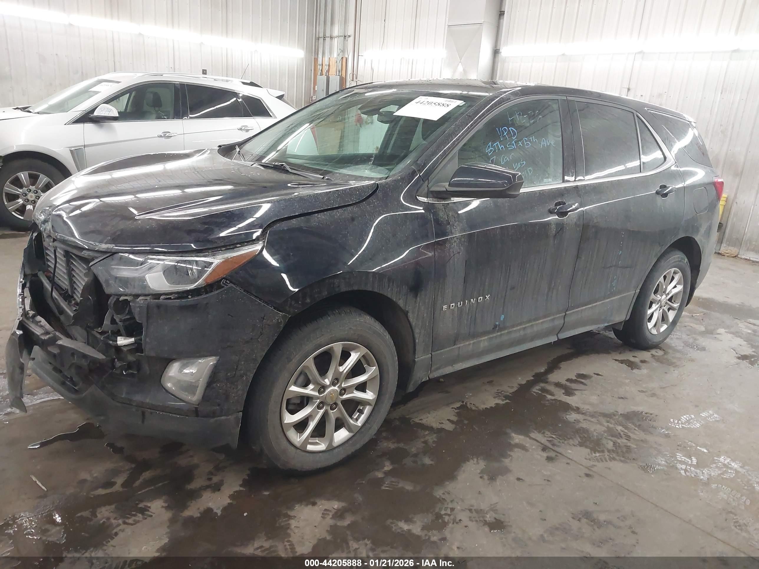CHEVROLET EQUINOX image 2