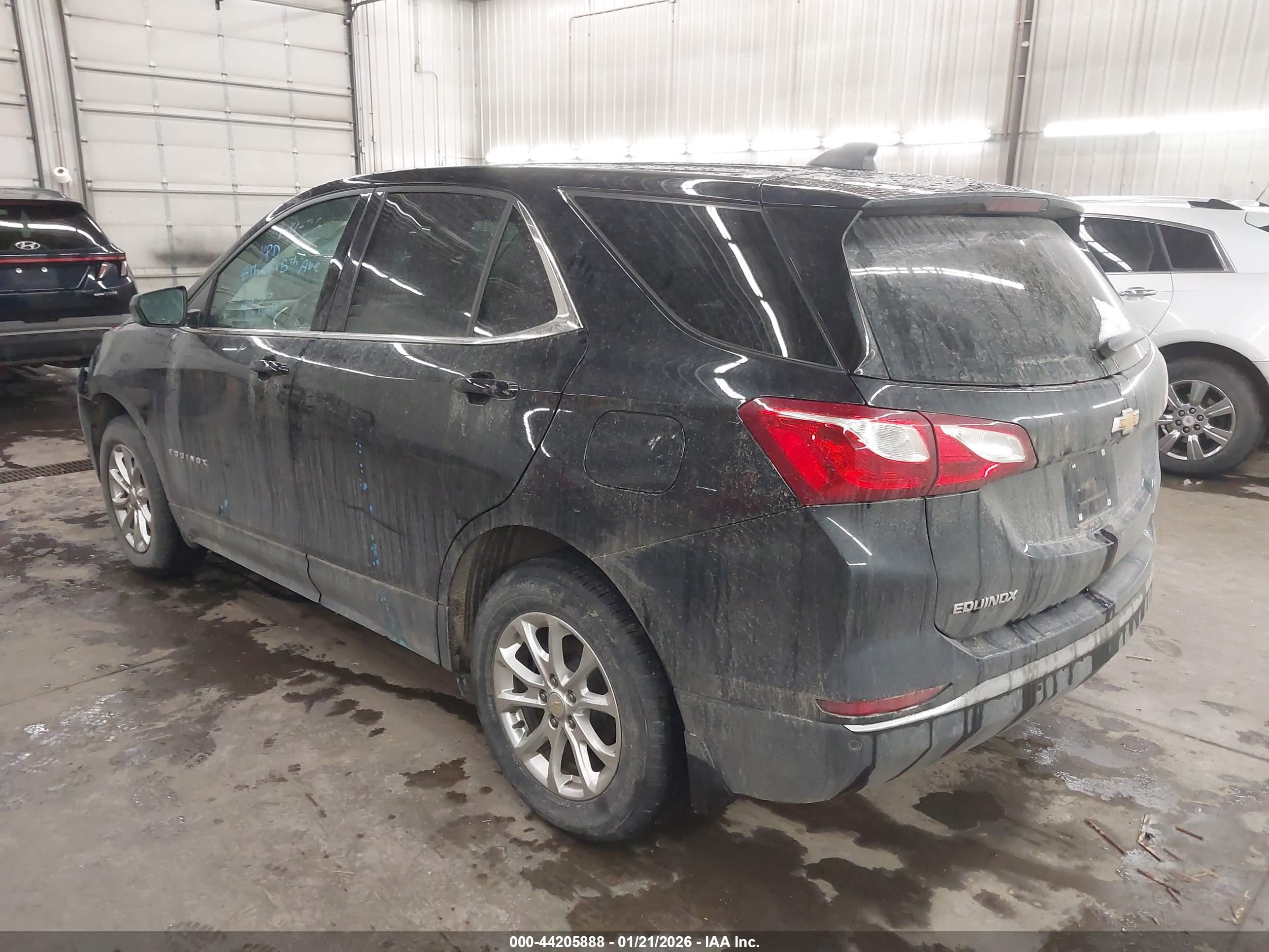 CHEVROLET EQUINOX image 3