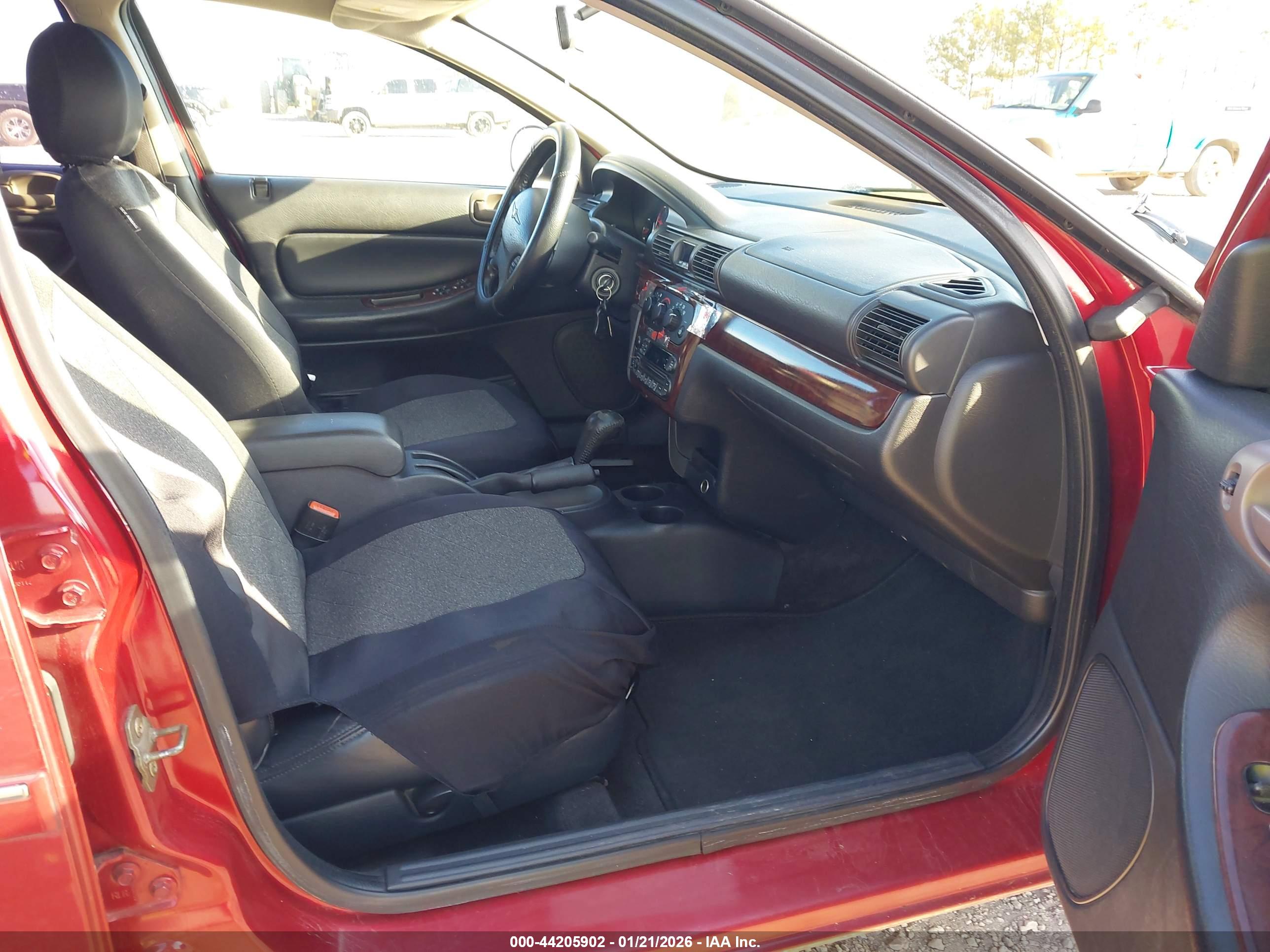 CHRYSLER SEBRING image 5
