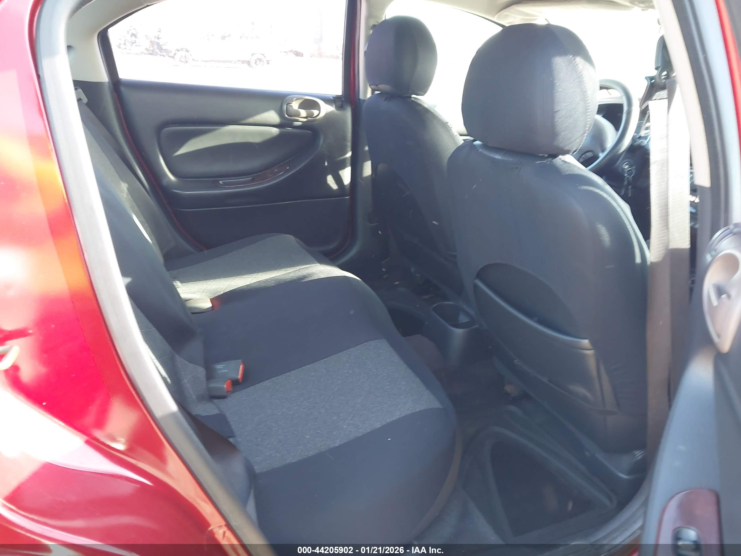 CHRYSLER SEBRING image 8