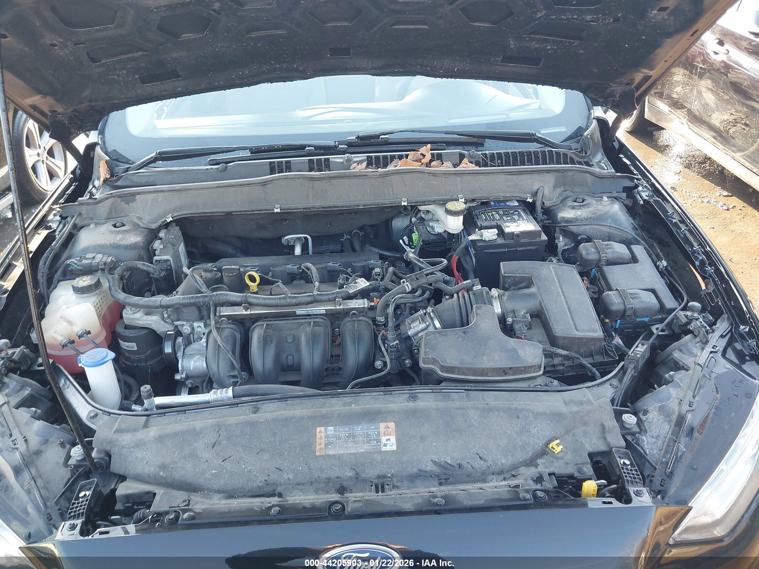 FORD FUSION image 10