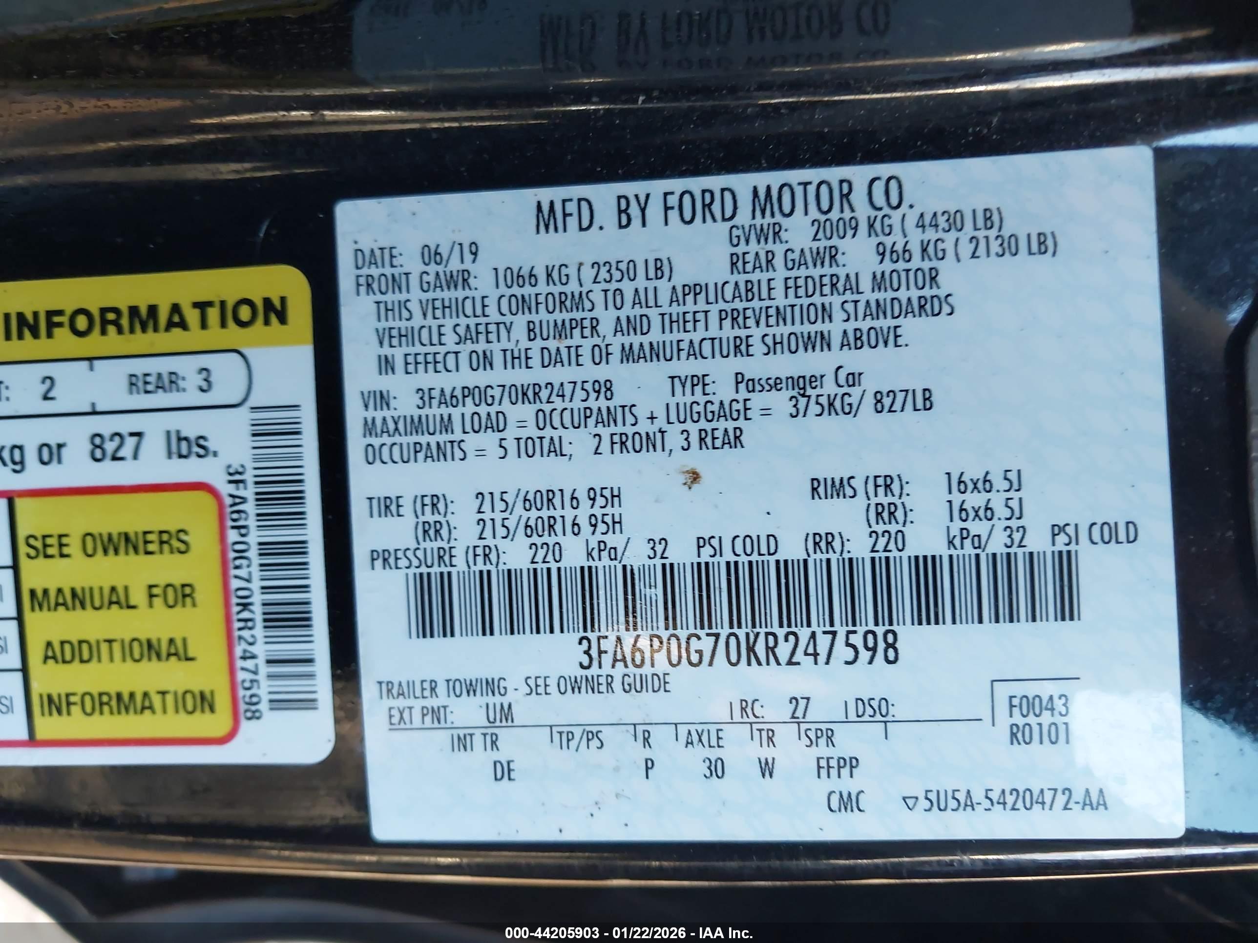 FORD FUSION image 9