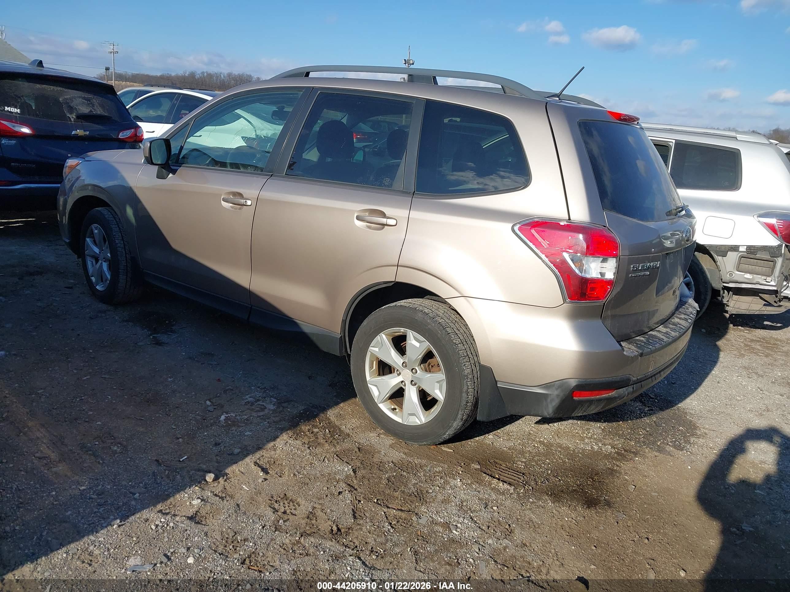 SUBARU FORESTER image 3