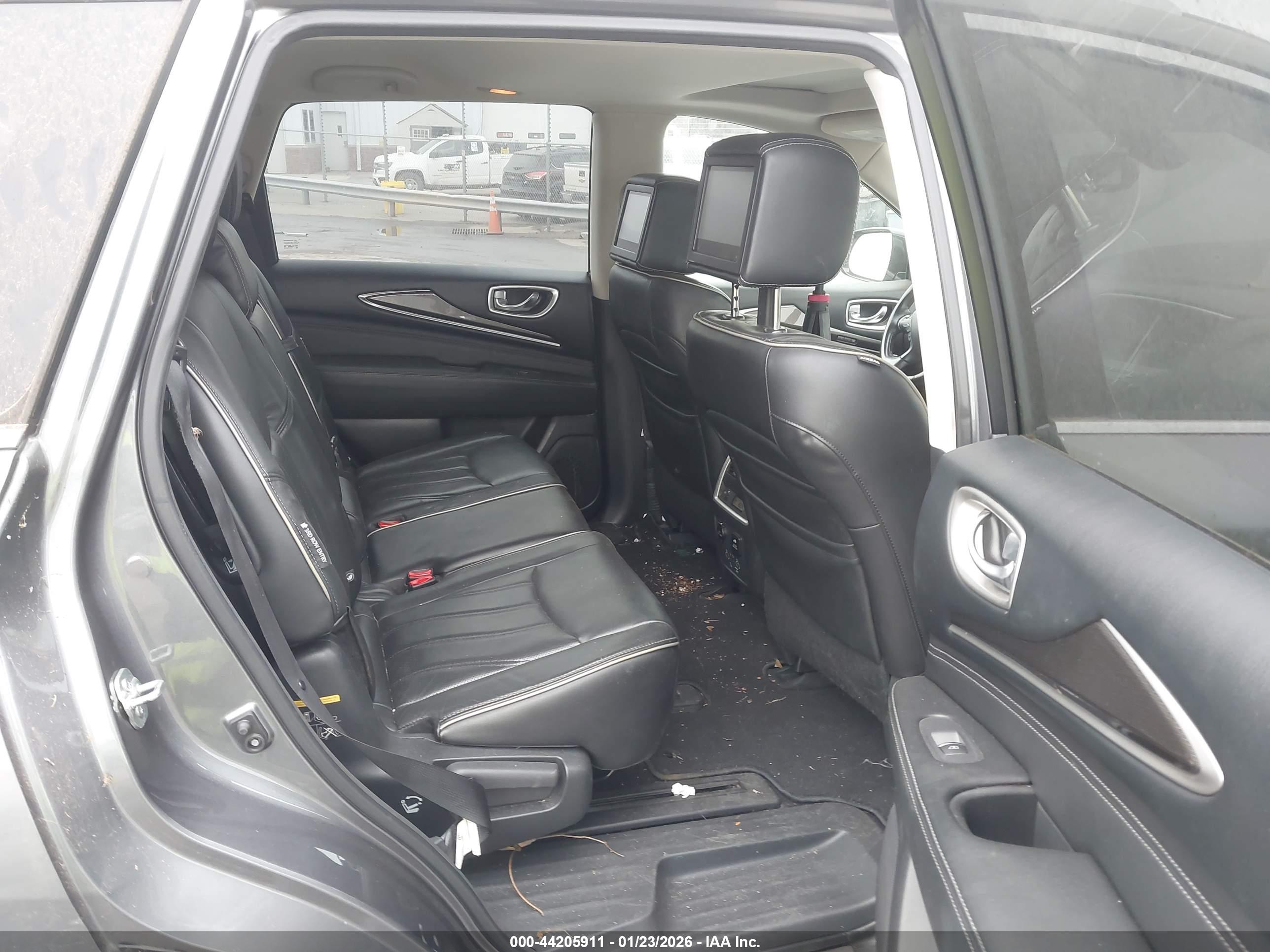 INFINITI QX60 image 8