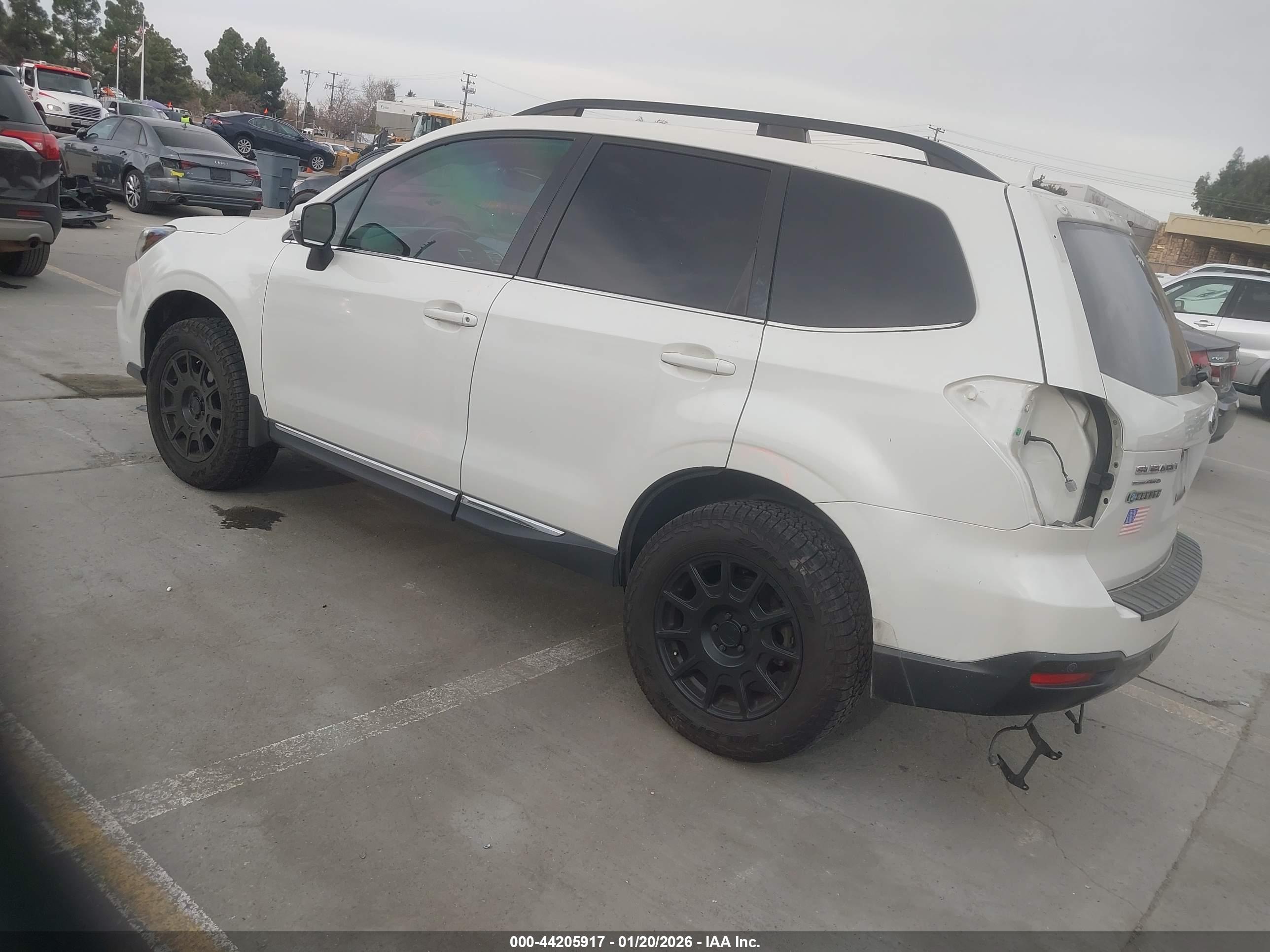 SUBARU FORESTER image 3