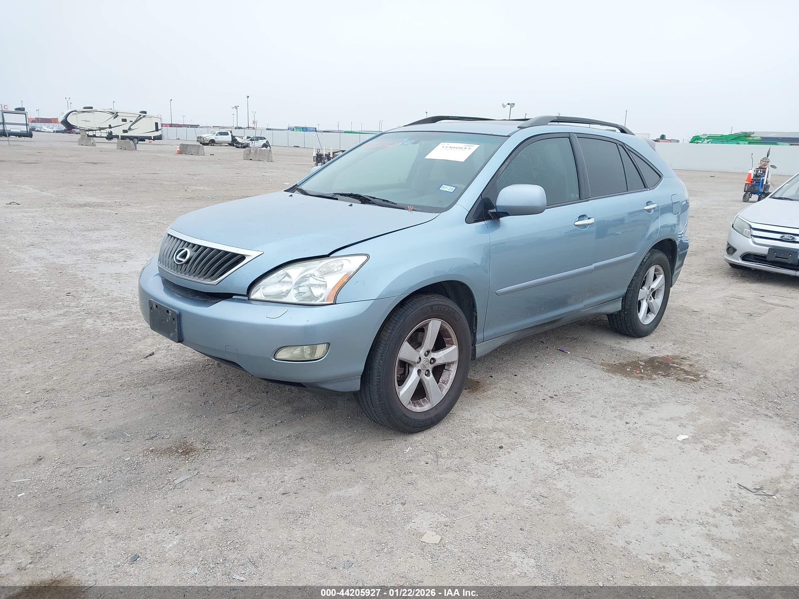 LEXUS RX image 2